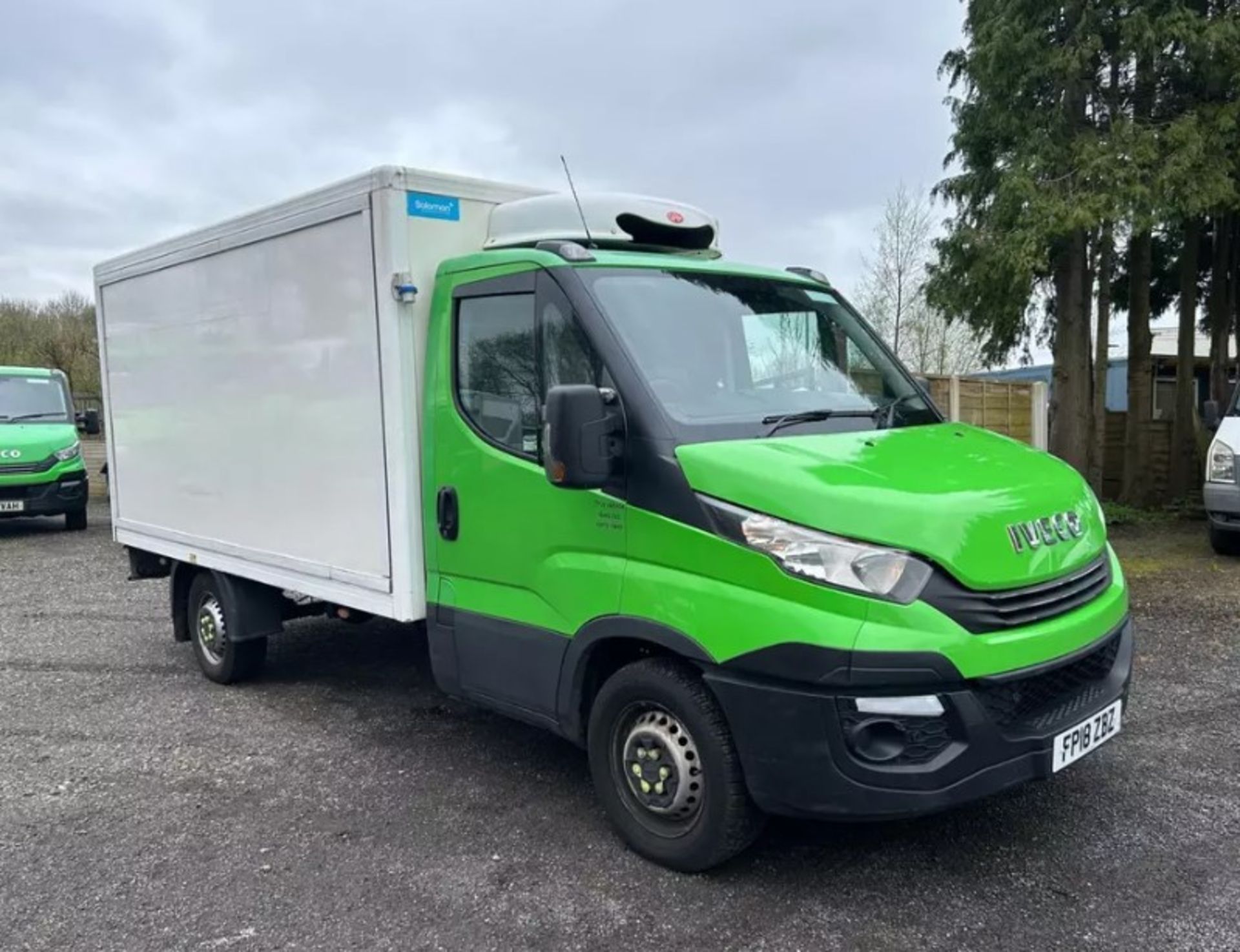 >>>SPECIAL CLEARANCE<<< EXCEPTIONAL PERFORMANCE AND VERSATILITY: 2018 IVECO DAILY 35S12 CHASSIS CAB