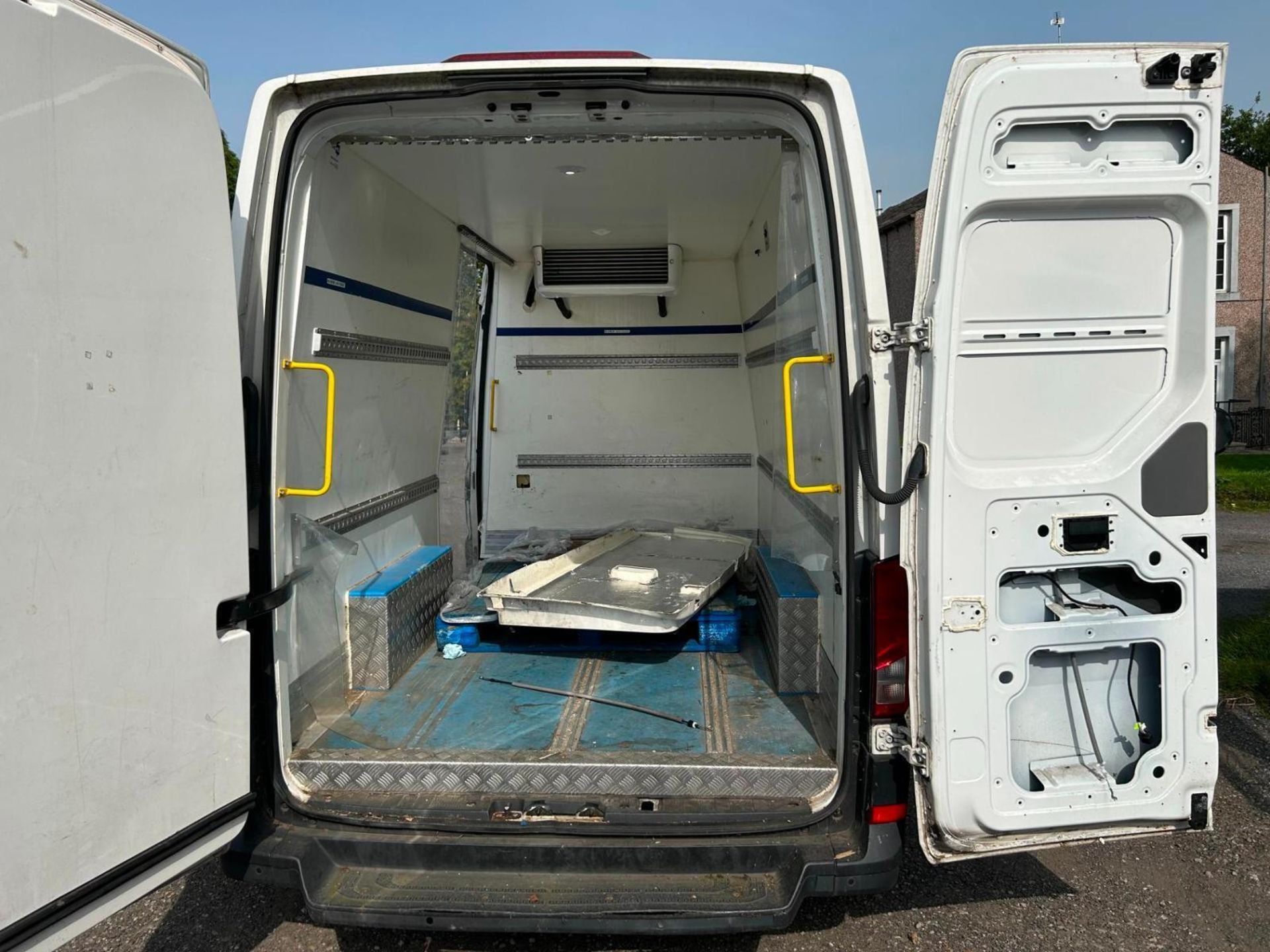 >>>SPECIAL CLEARANCE<<< 2020 VOLKSWAGEN CRAFTER 2.0 TDI 140BHP TRENDLINE MWB HIGH ROOF FRIDGE FREEZE - Image 12 of 14