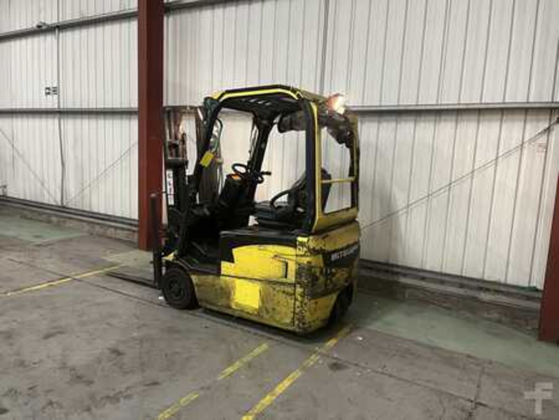 >>>SPECIAL CLEARANCE<<< ELECTRIC - 3 WHEELS CAT LIFT TRUCKS FB16NT *CHARGER INCLUDED - Bild 5 aus 6