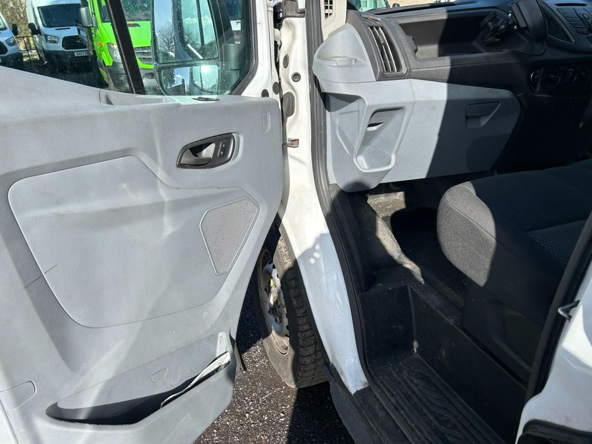 >>>SPECIAL CLEARANCE<<< 2018 FORD TRANSIT 2.0 TDCI 130PS L3 H3 - Bild 10 aus 15