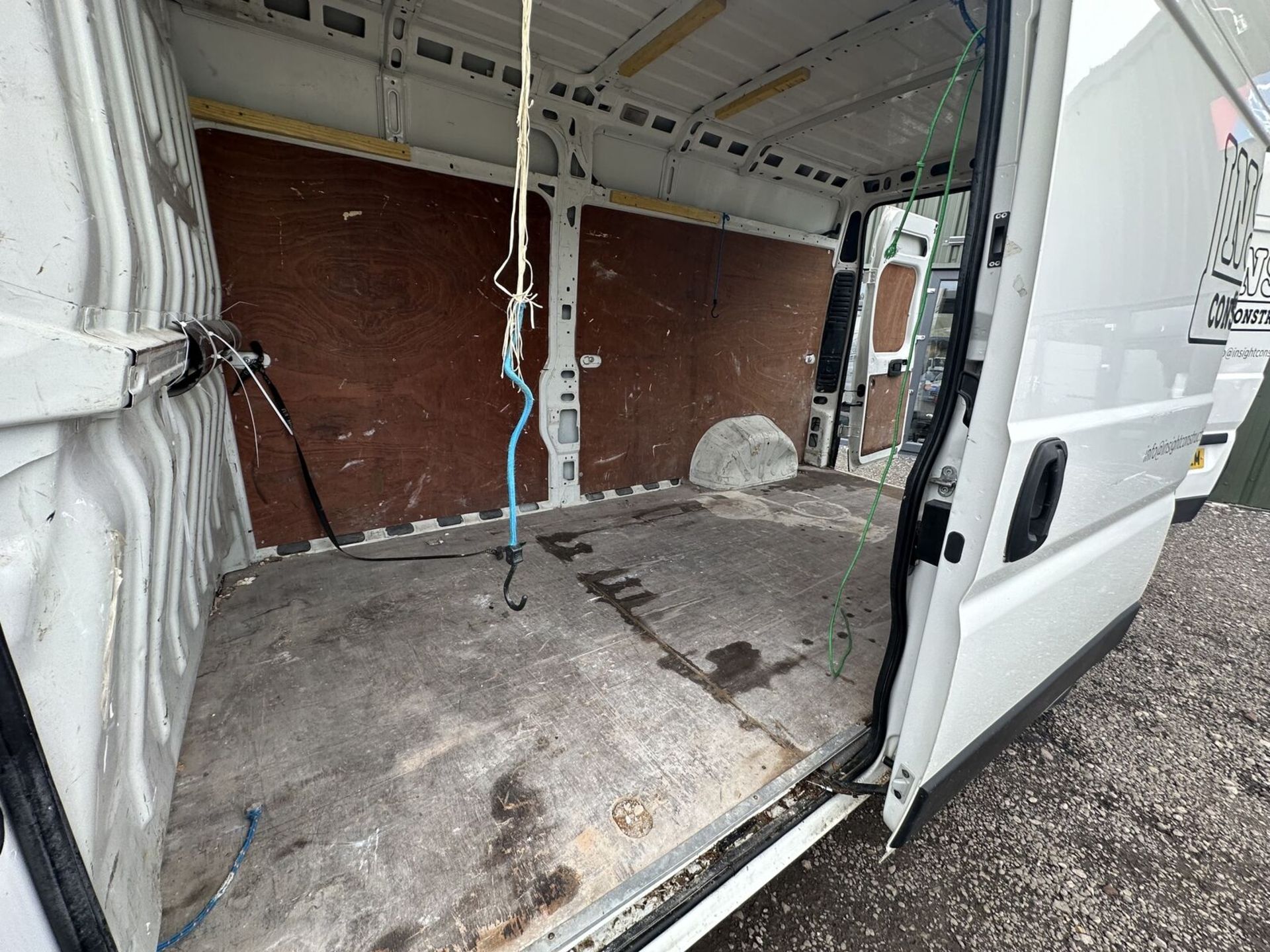 PROJECT IN PROGRESS: 69 PLATE PEUGEOT BOXER, BLUE HDI, H2, REPAIRABLE >>--NO VAT ON HAMMER--<< - Image 13 of 15
