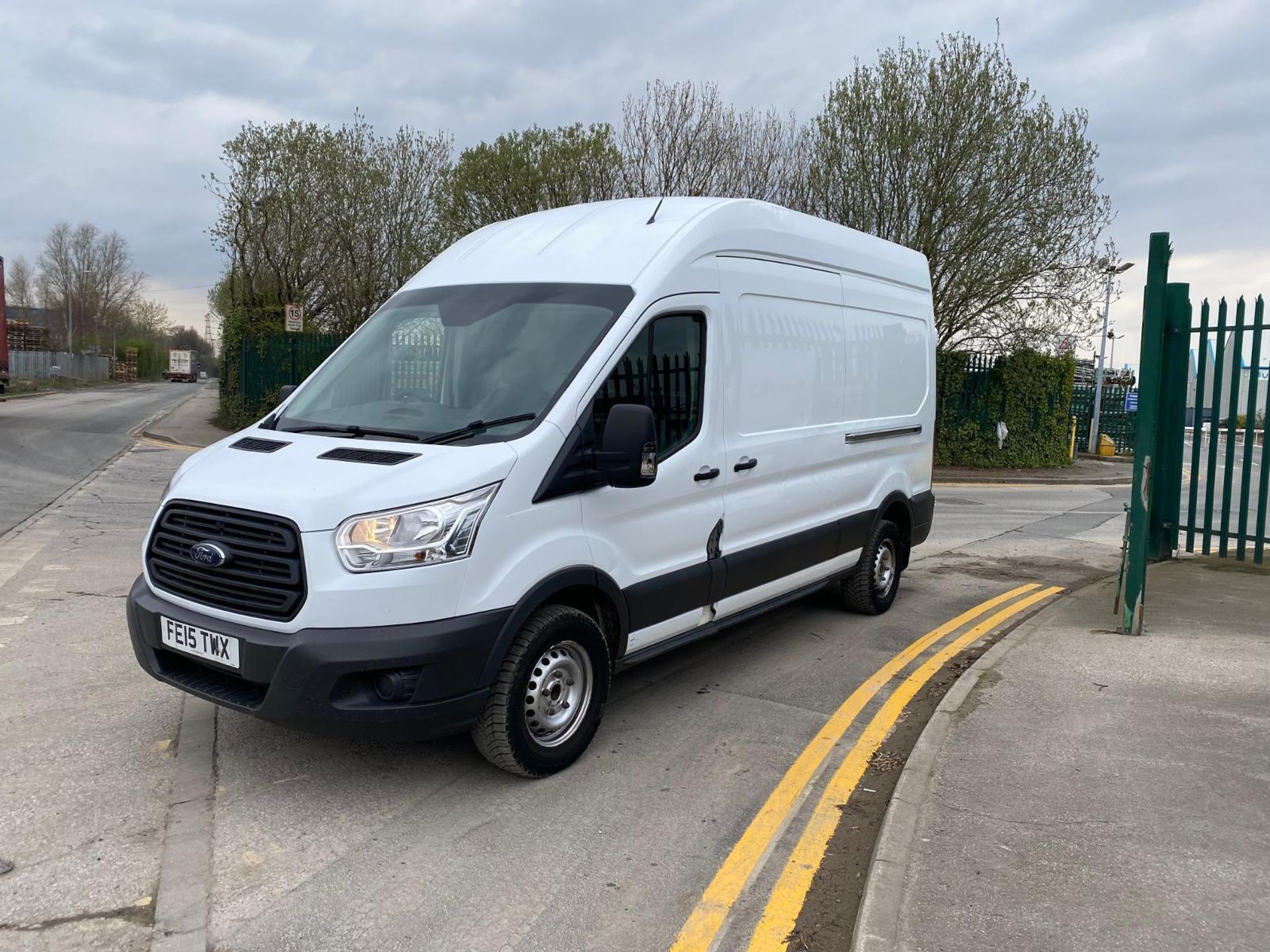 ROBUST WORK COMPANION: 2015 FORD TRANSIT LWB DIESEL MANUAL - Image 12 of 13