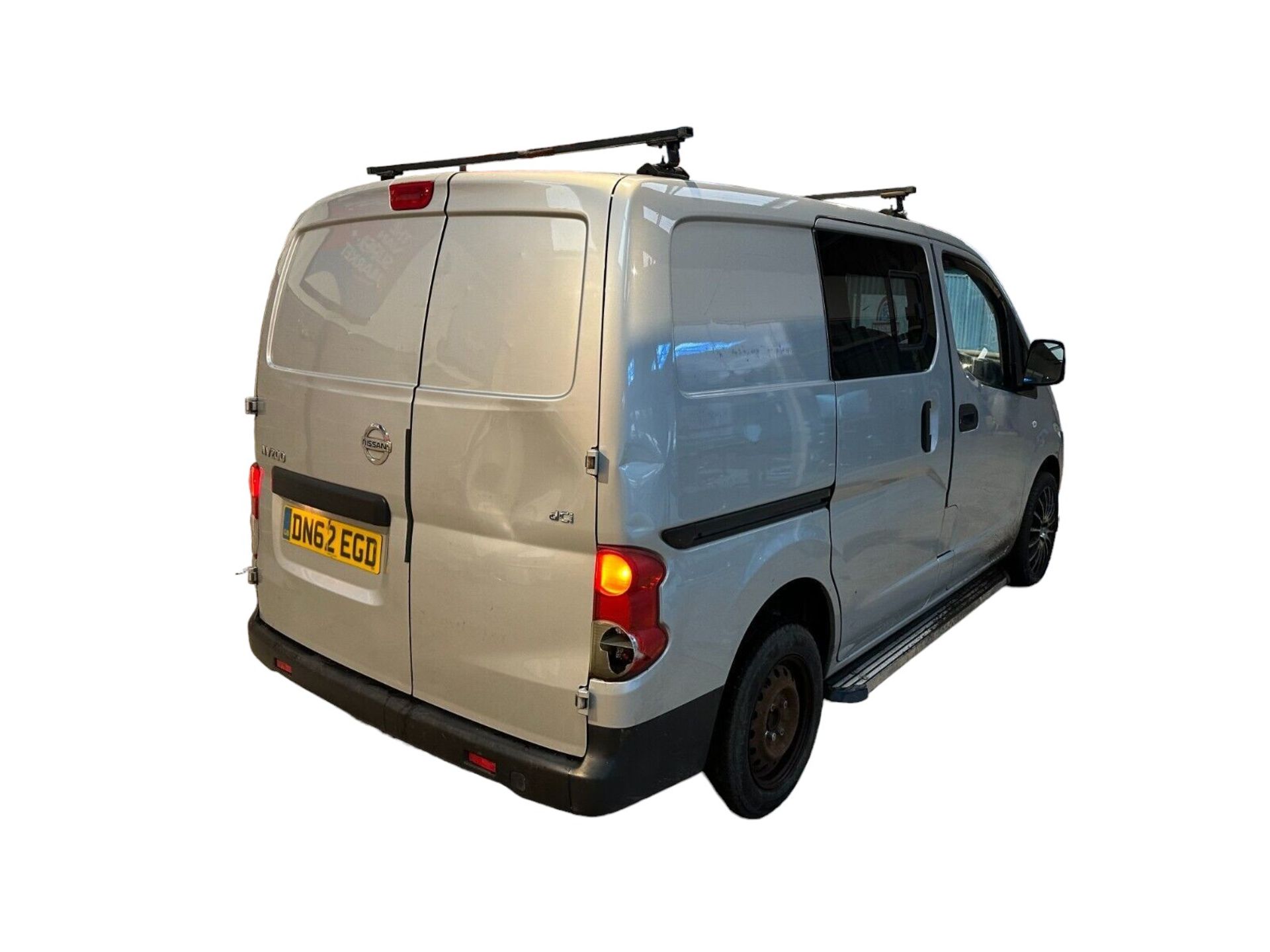 PRACTICAL PERFORMER: 62 PLATE NV200 PANEL VAN - TRUSTY TRAVELER >>--NO VAT ON HAMMER--<< - Image 8 of 11