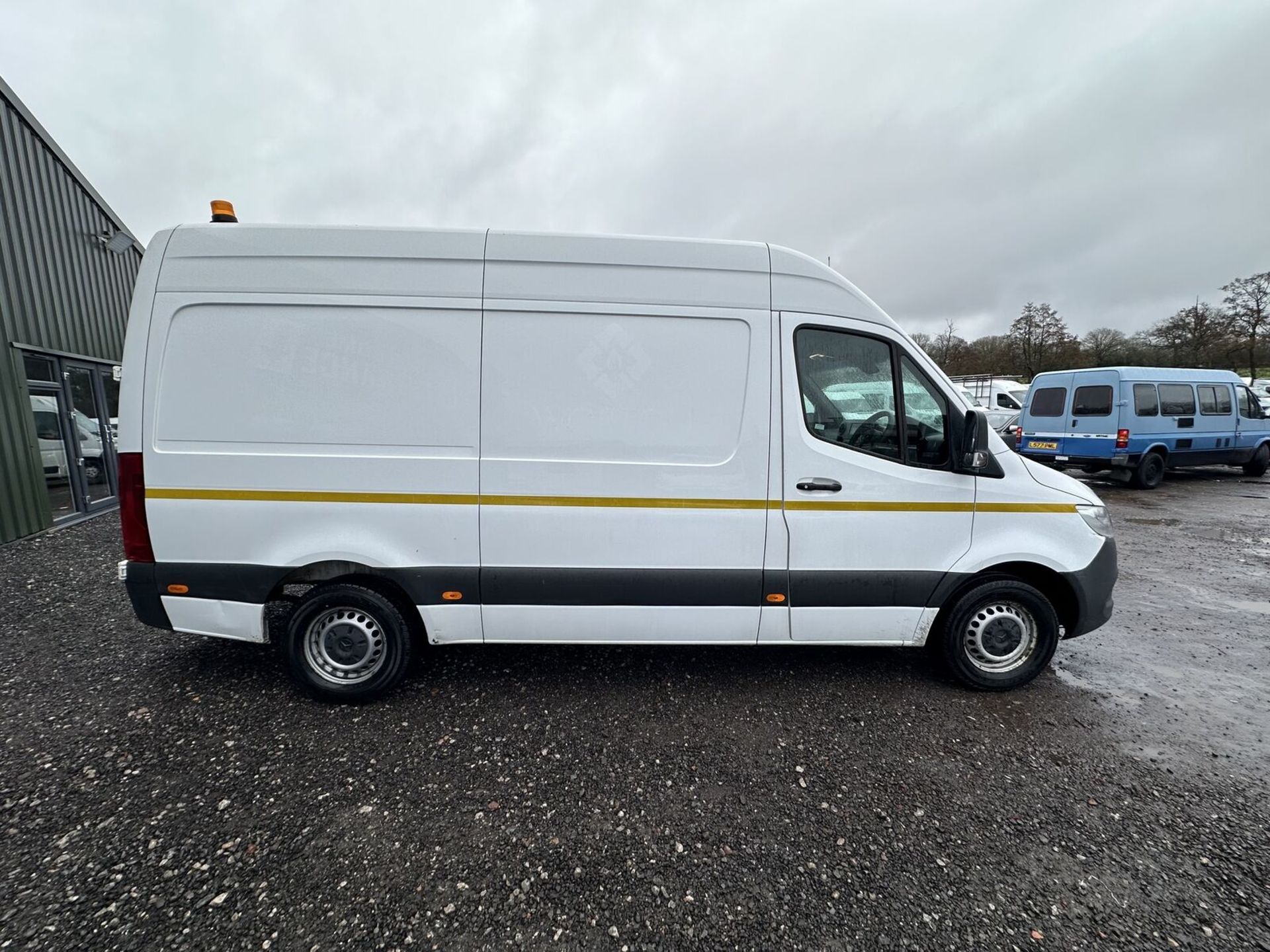 WELL-MAINTAINED WORKHORSE: 2020 MERCEDES SPRINTER 316, EURO 6, FULL HISTORY - Image 2 of 18