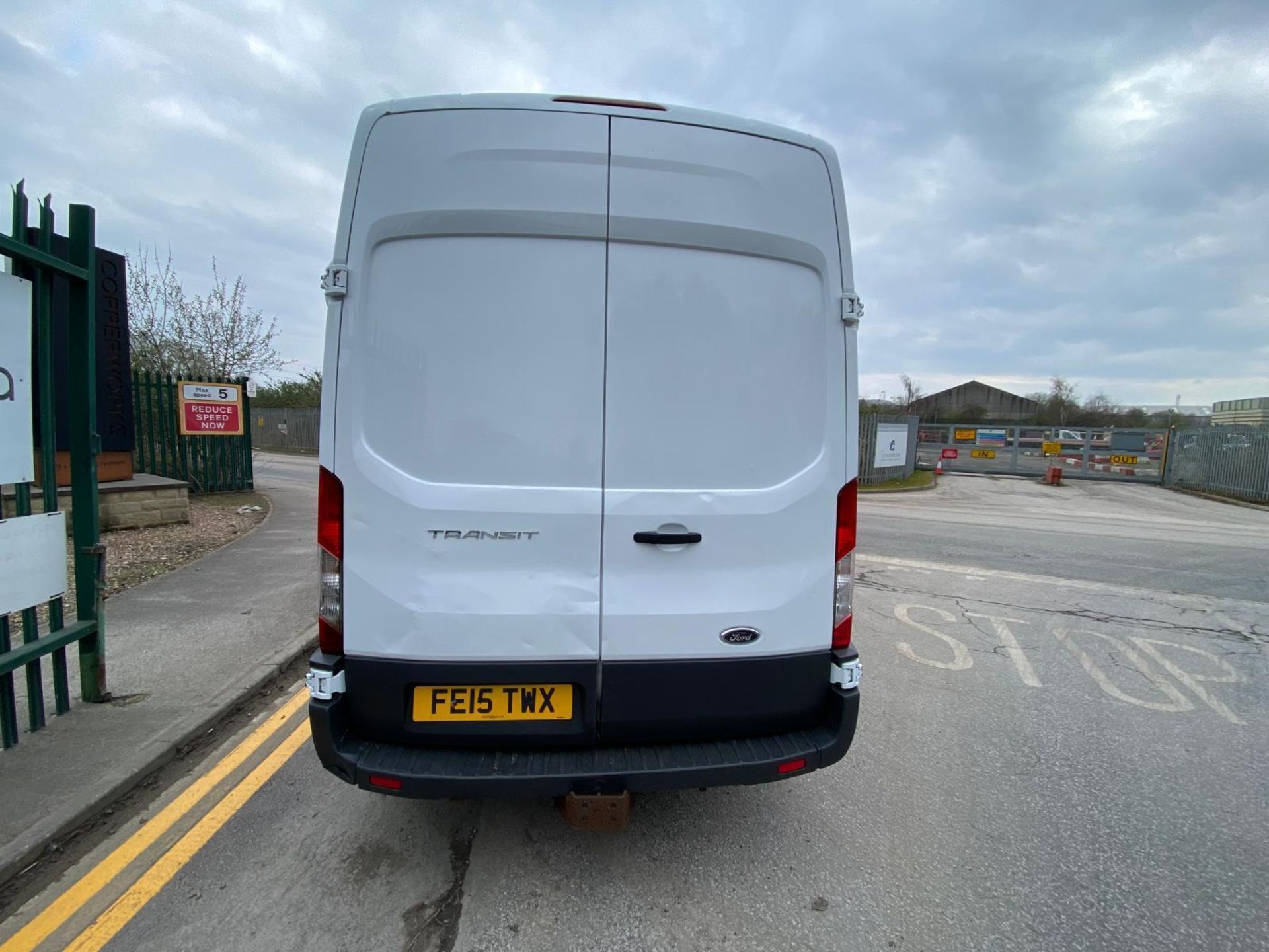 ROBUST WORK COMPANION: 2015 FORD TRANSIT LWB DIESEL MANUAL - Image 4 of 13