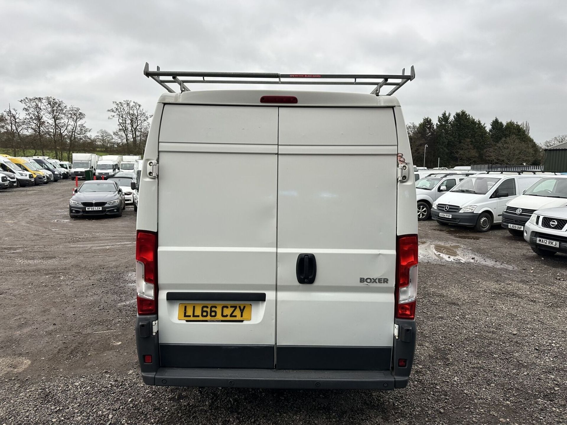 WHITE WONDER: PERFECT FOR CAMPER CONVERSION, ULEZ COMPLIANT - Image 6 of 15