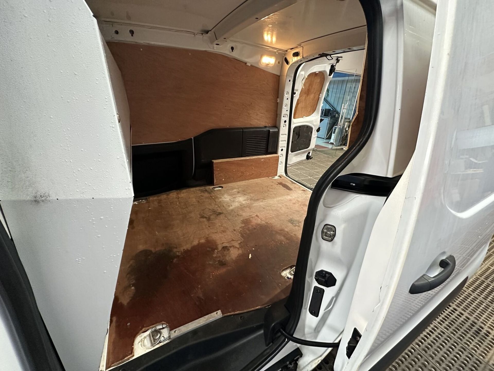 2016 CITROEN BERLINGO VAN: READY TO ROLL, PERFECT STARTER AND RUNNER - Image 11 of 15