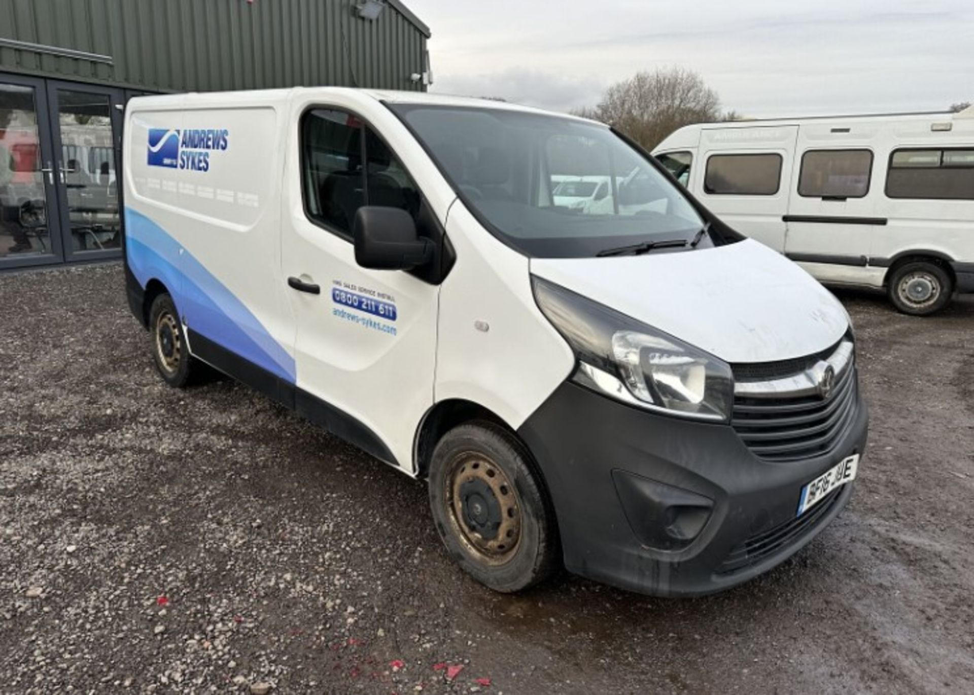 RESCUE PROJECT: 2016 VAUXHALL VIVARO H1 VAN, ENGINE SEIZED >>--NO VAT ON HAMMER--<<