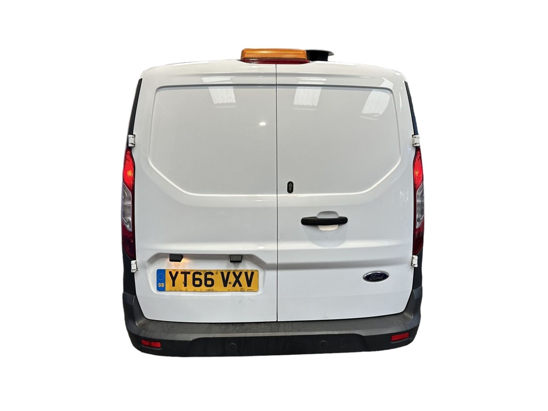 EFFICIENT COMMUTER: 66 PLATE FORD TRANSIT CONNECT EURO 6 >>--NO VAT ON HAMMER--<< - Image 3 of 12