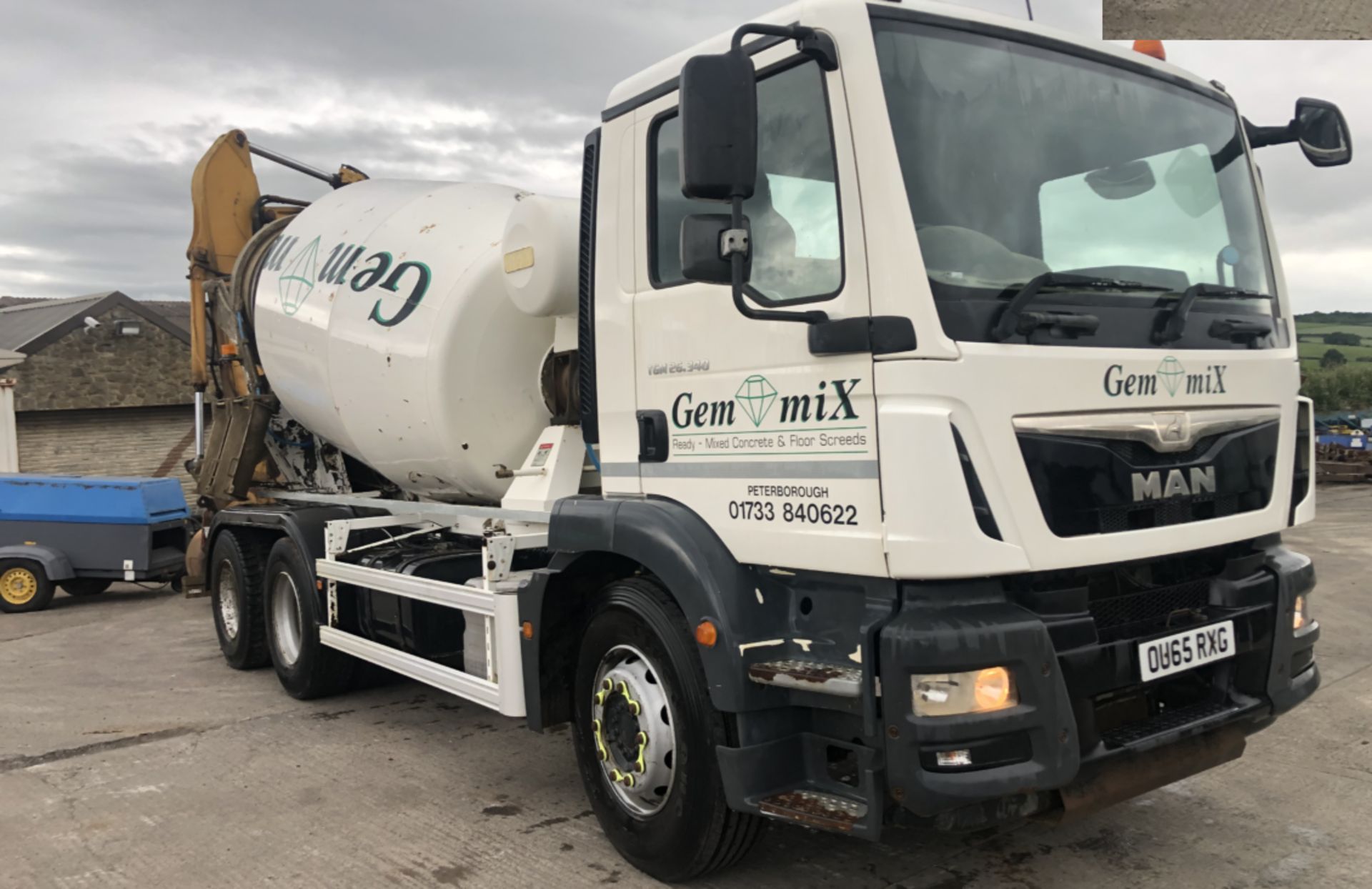 MAN TGM 26.340 , 6×4 CEMENT MIXER TRUCK - Image 9 of 11