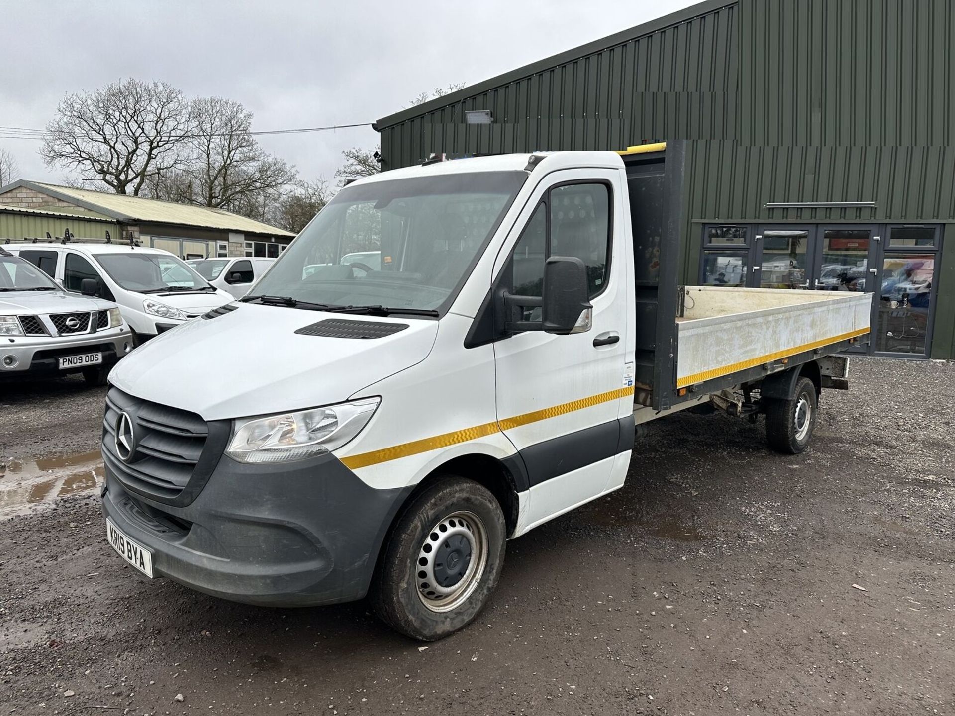 2019 MERCEDES SPRINTER: PRISTINE FLATBED DROP SIDE - Image 2 of 19