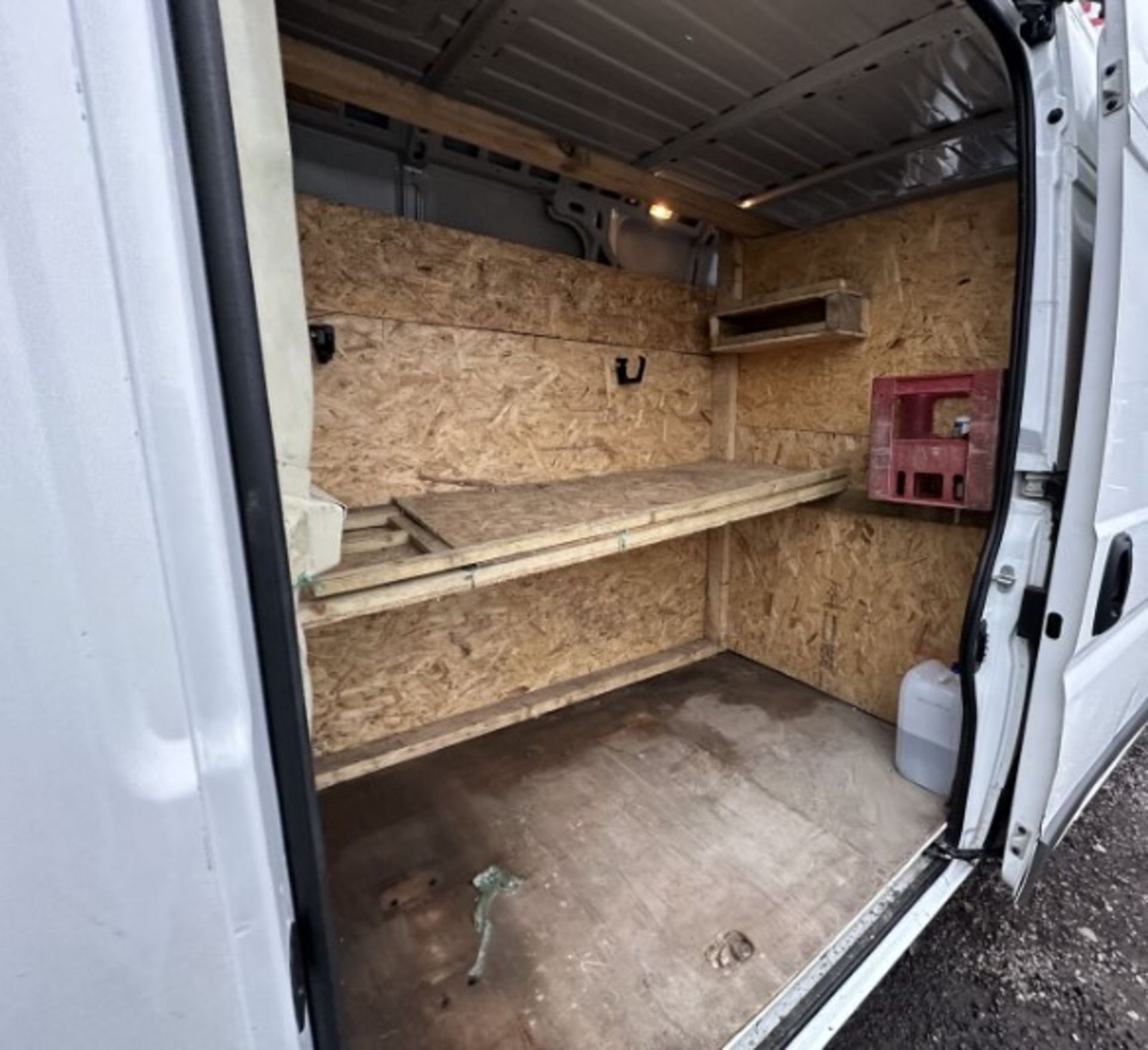 WHITE WONDER: PERFECT FOR CAMPER CONVERSION, ULEZ COMPLIANT - Image 3 of 15