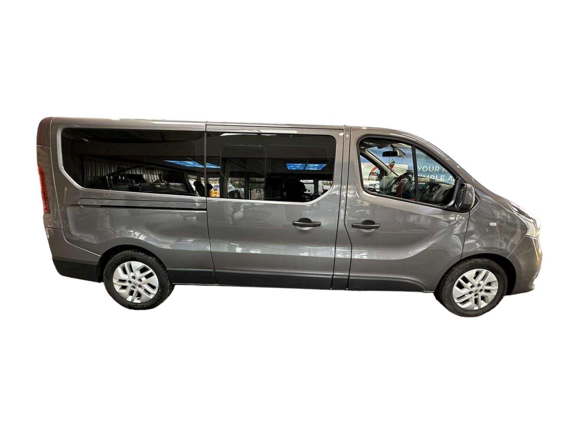 SUPERB SPEC: RENAULT TRAFIC VIVARO LL29 ENERGY DCI 125 MINIBUS >>--NO VAT ON HAMMER--<< - Image 4 of 15