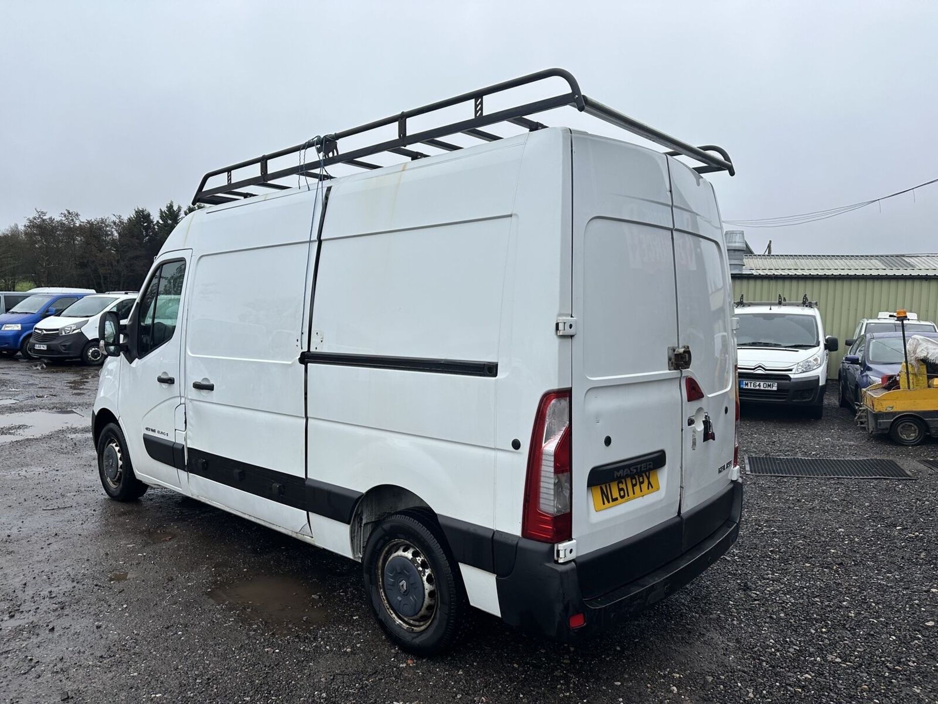 OWERFUL WORKHORSE: 61 PLATE RENAULT MASTER MOVANO HIGH TOP - Image 4 of 15