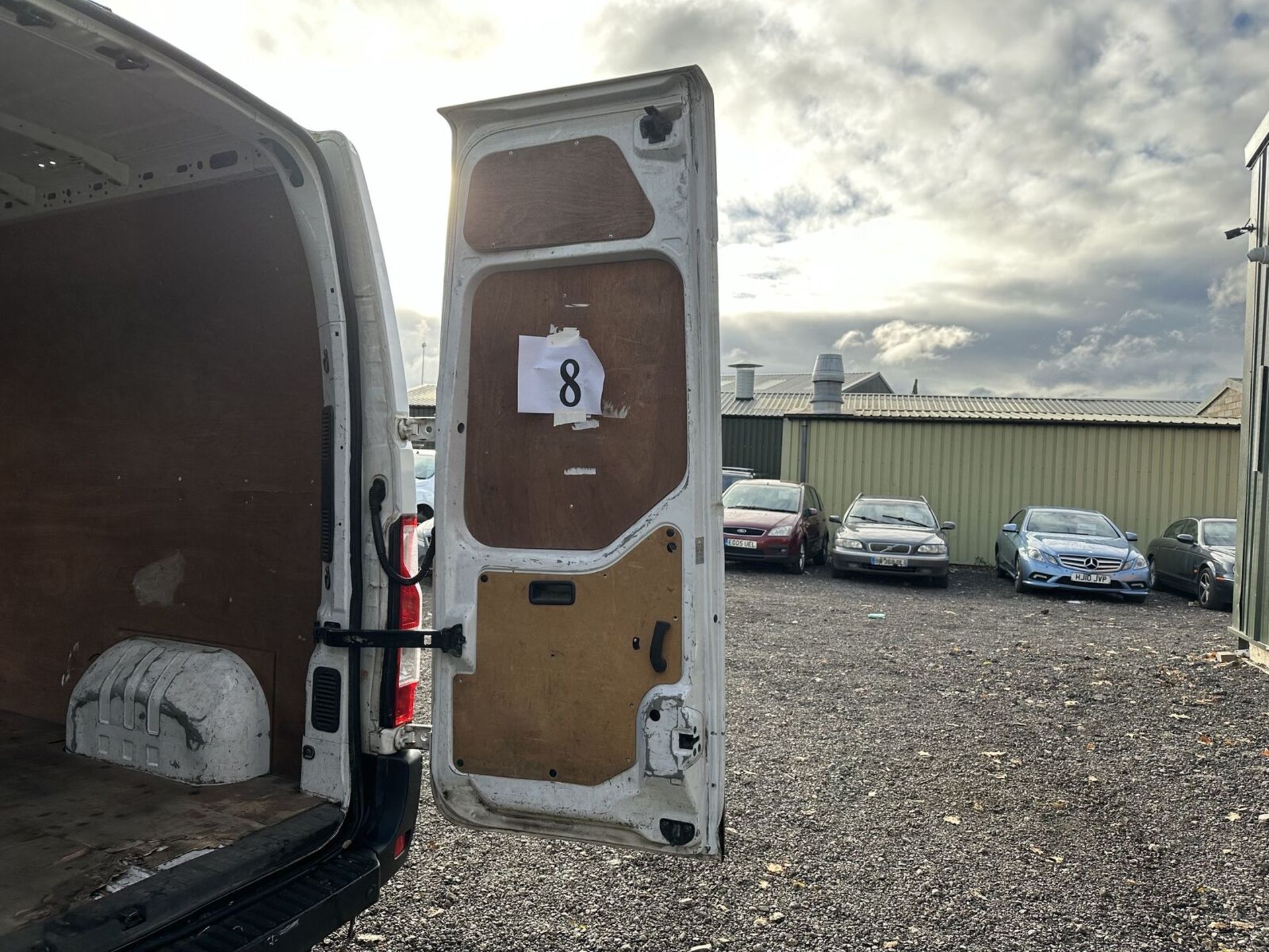 NISSAN NV400 SE PANEL VAN: EURO 6, SPARES OR REPAIRS, 68 PLATE - Image 2 of 17