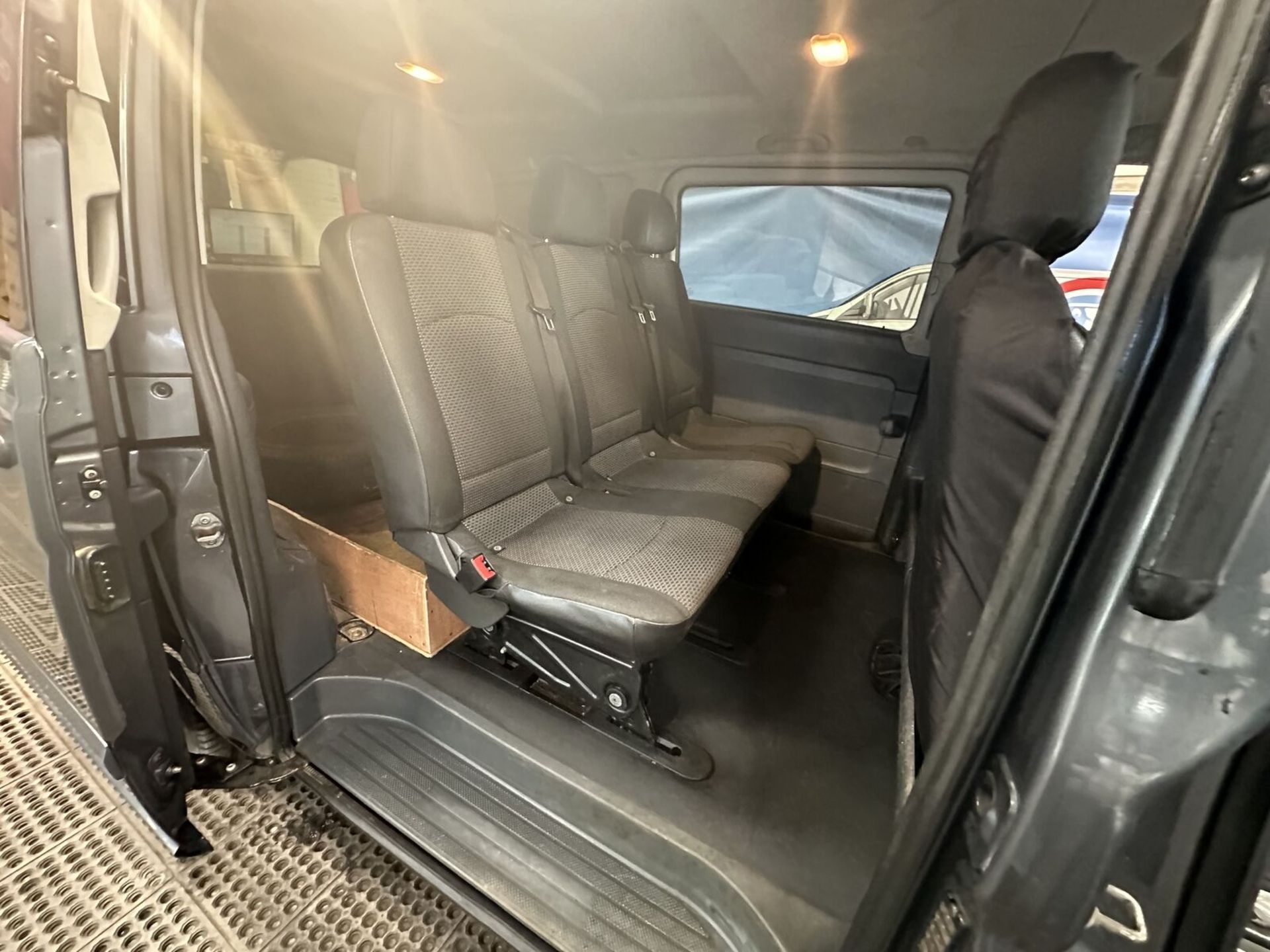 FIRST COME, FIRST SERVE: 2015 MERCEDES-BENZ VITO CREW CAB, AUTO, RARE COLOR - Image 10 of 10