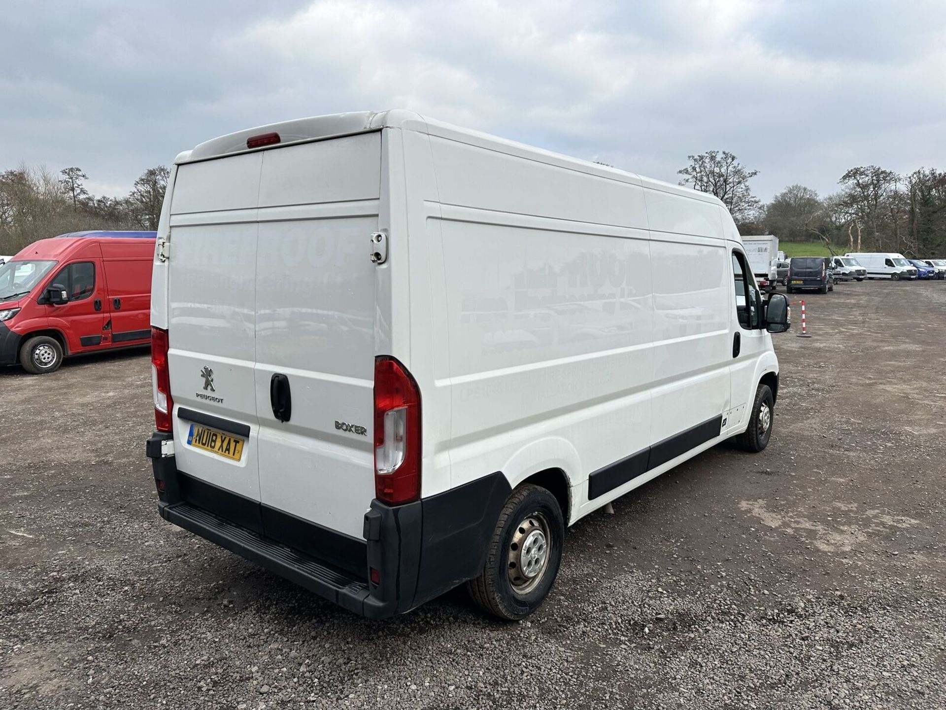 WHITE VAN WONDER: PEUGEOT BOXER RELAY LONG WHEEL BASE - Image 6 of 19