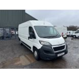 WHITE WONDER: 70 PLATE PEUGEOT BOXER PANEL VAN