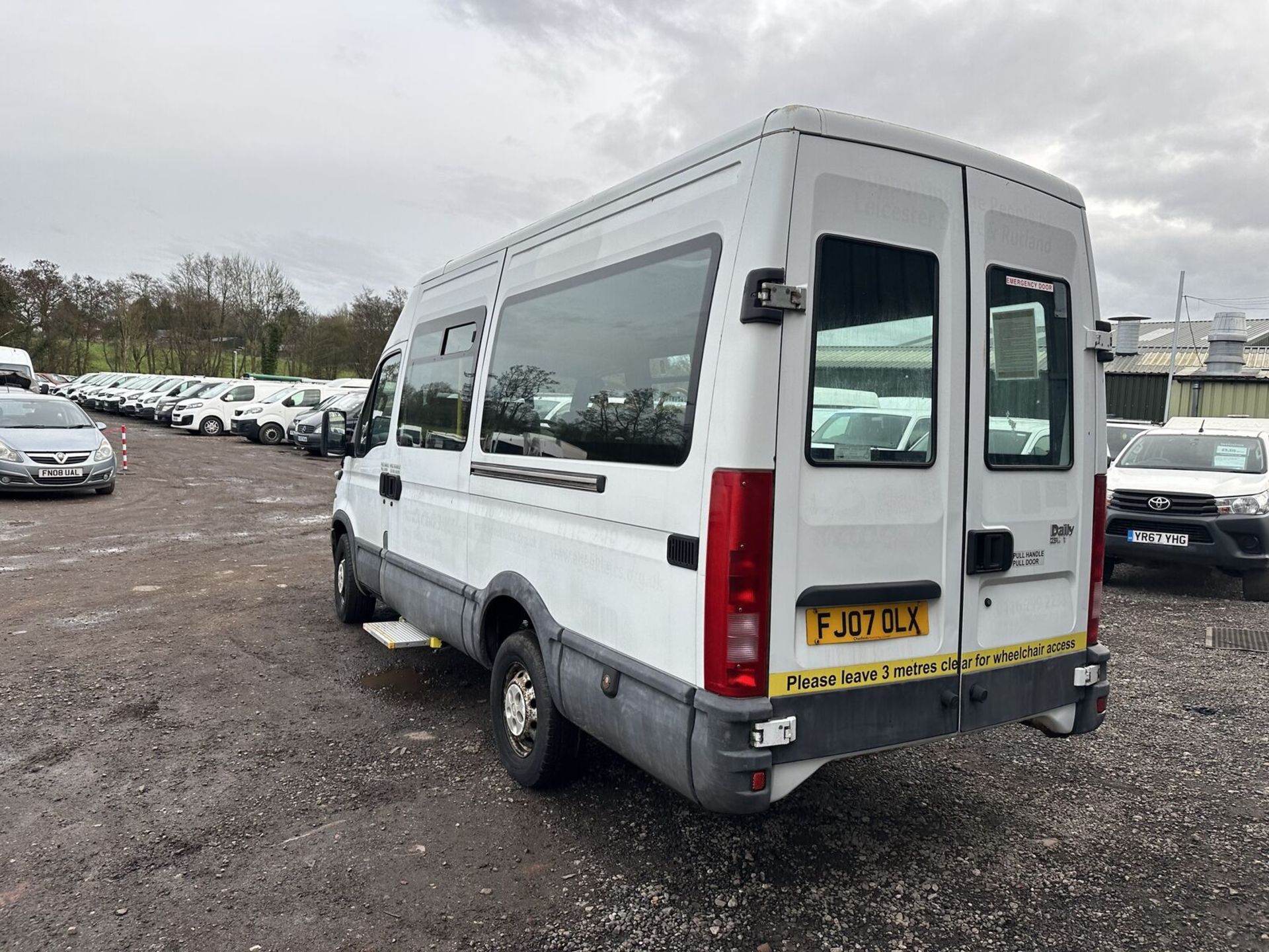 TRANSFORM YOUR TRAVELS: 2007 IVECO DAILY MINIBUS - PERFECT CAMPER CONVERSION CANVAS - Image 10 of 13