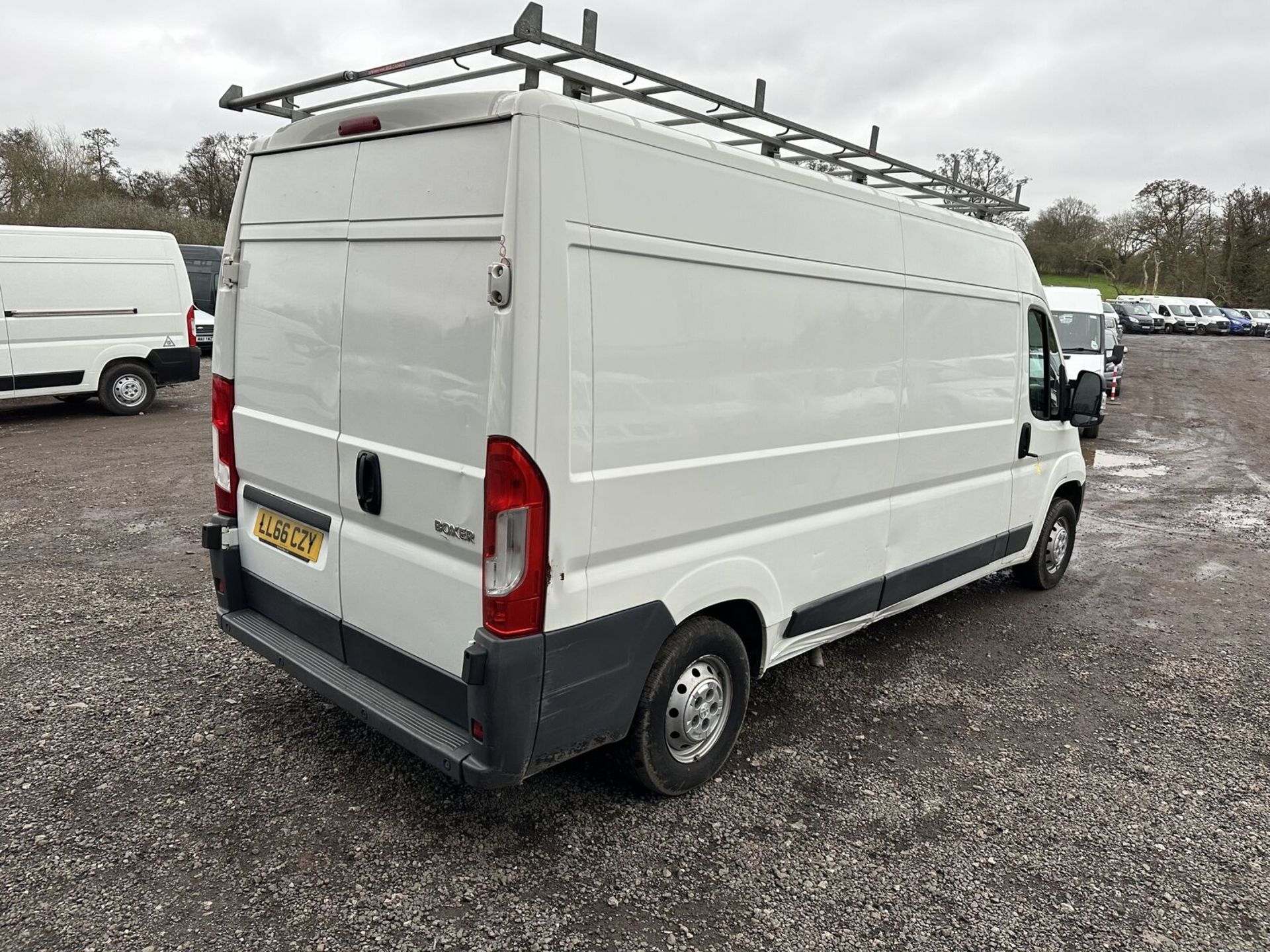 WHITE WONDER: PERFECT FOR CAMPER CONVERSION, ULEZ COMPLIANT - Image 15 of 15