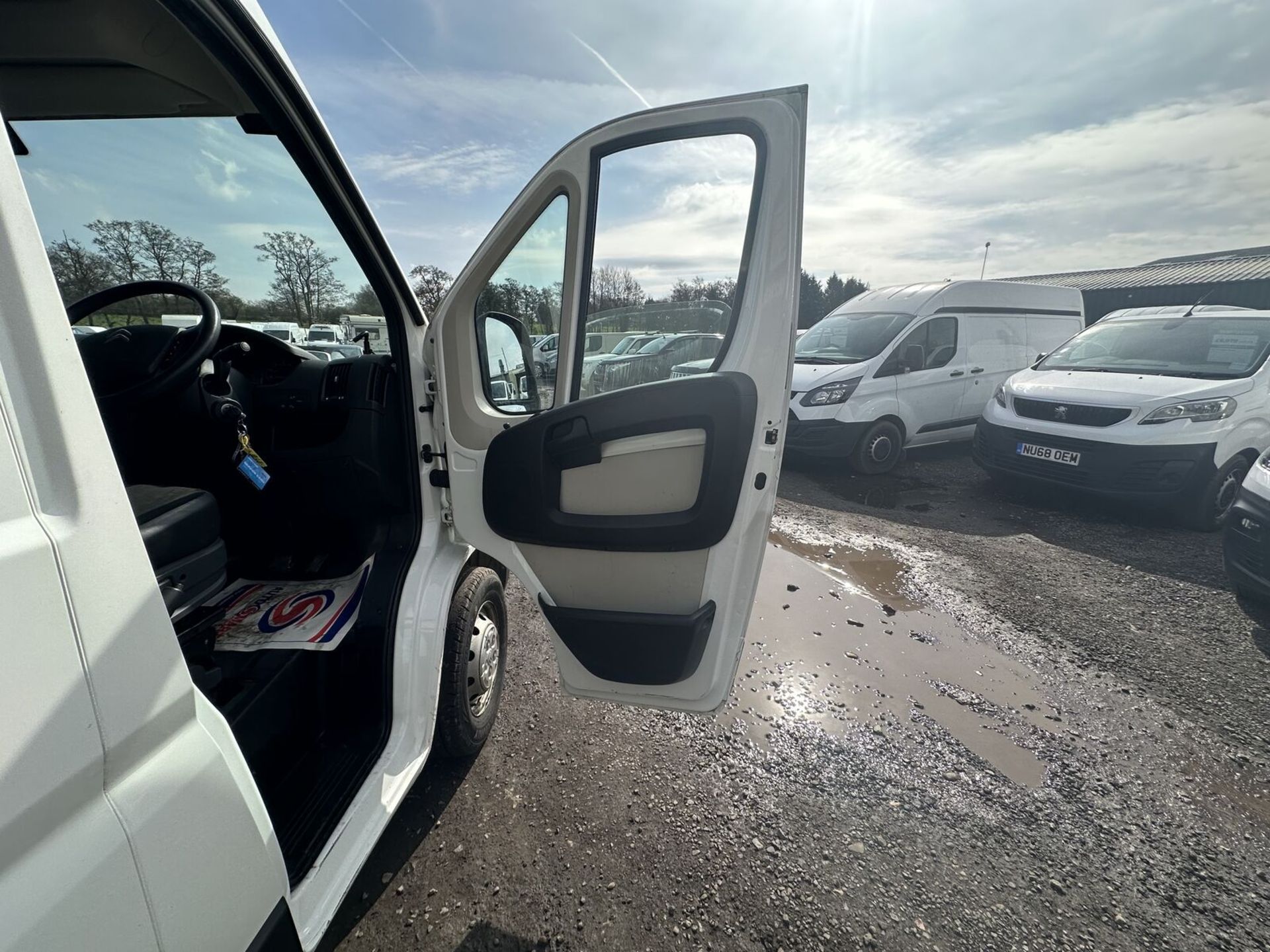 WORKHORSE WONDER: 68 PLATE CITROEN RELAY, READY FOR ACTION, BARGAIN DEAL - Image 6 of 16