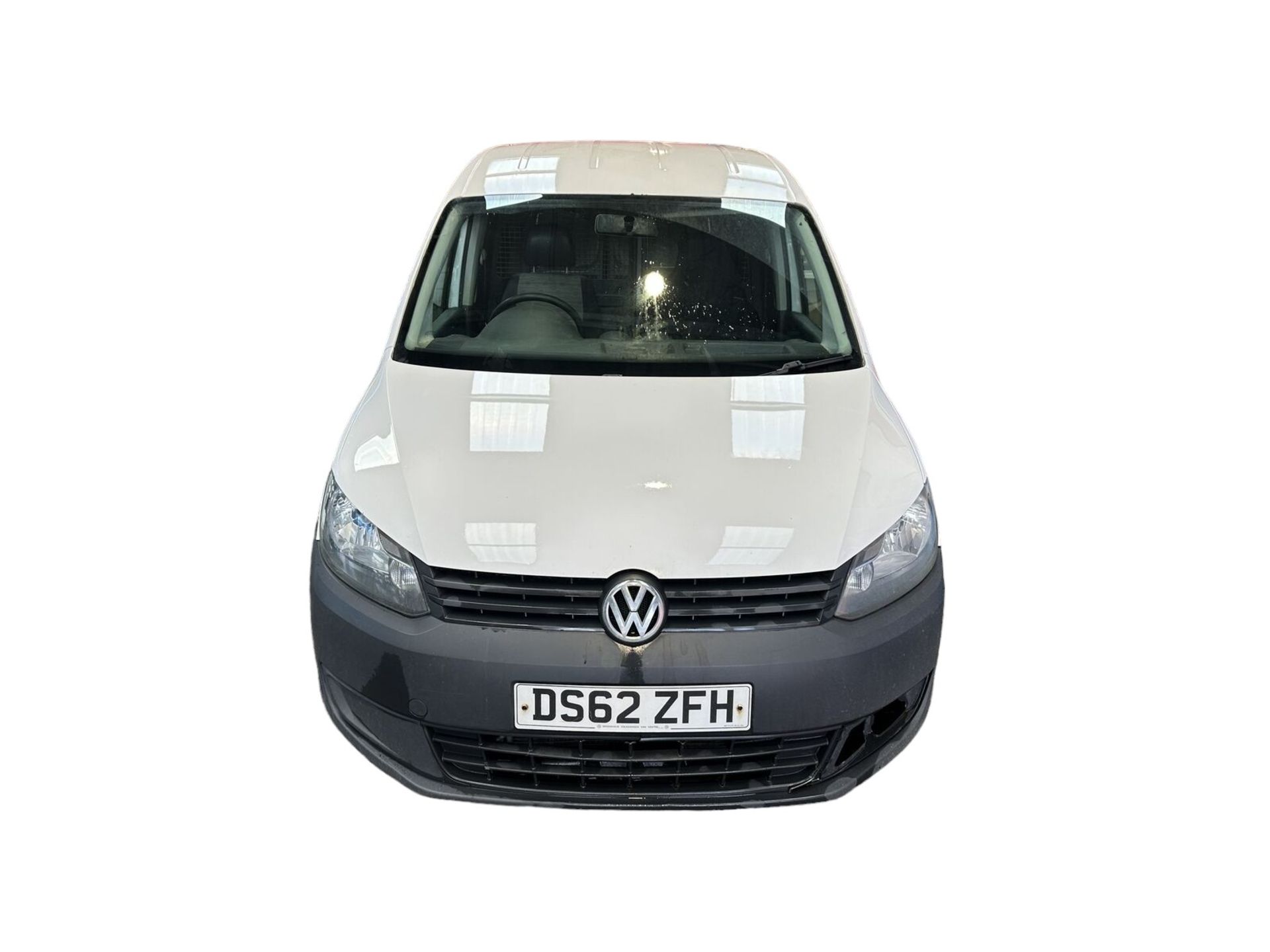 WHITE WONDER: 2013 VW CADDY C20 DIESEL VAN, LONG MOT >>--NO VAT ON HAMMER--<< - Image 2 of 10