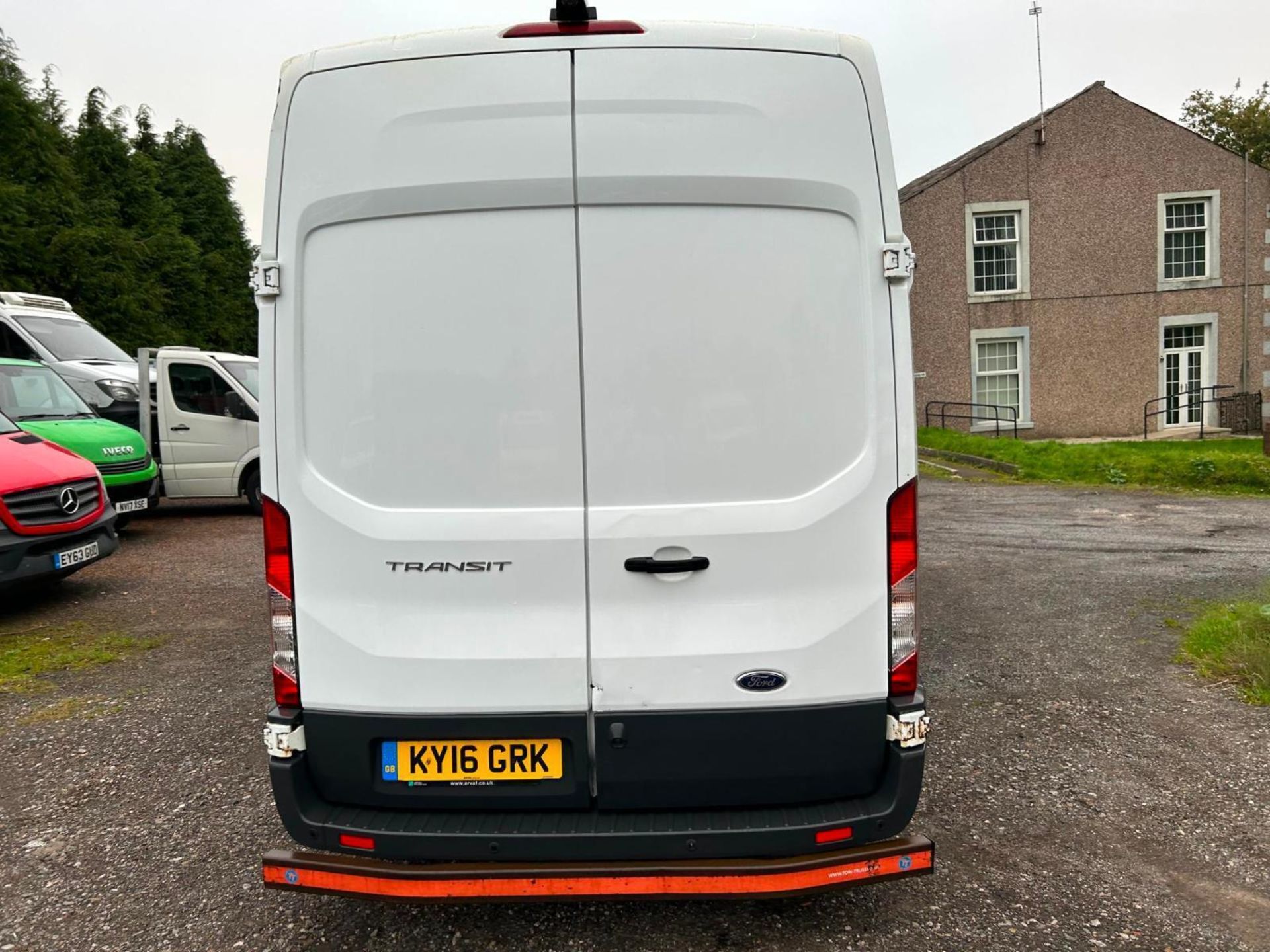 DURABLE WORKHORSE: 2016 FORD TRANSIT 2.2 TDCI L3 H3 - Image 7 of 12