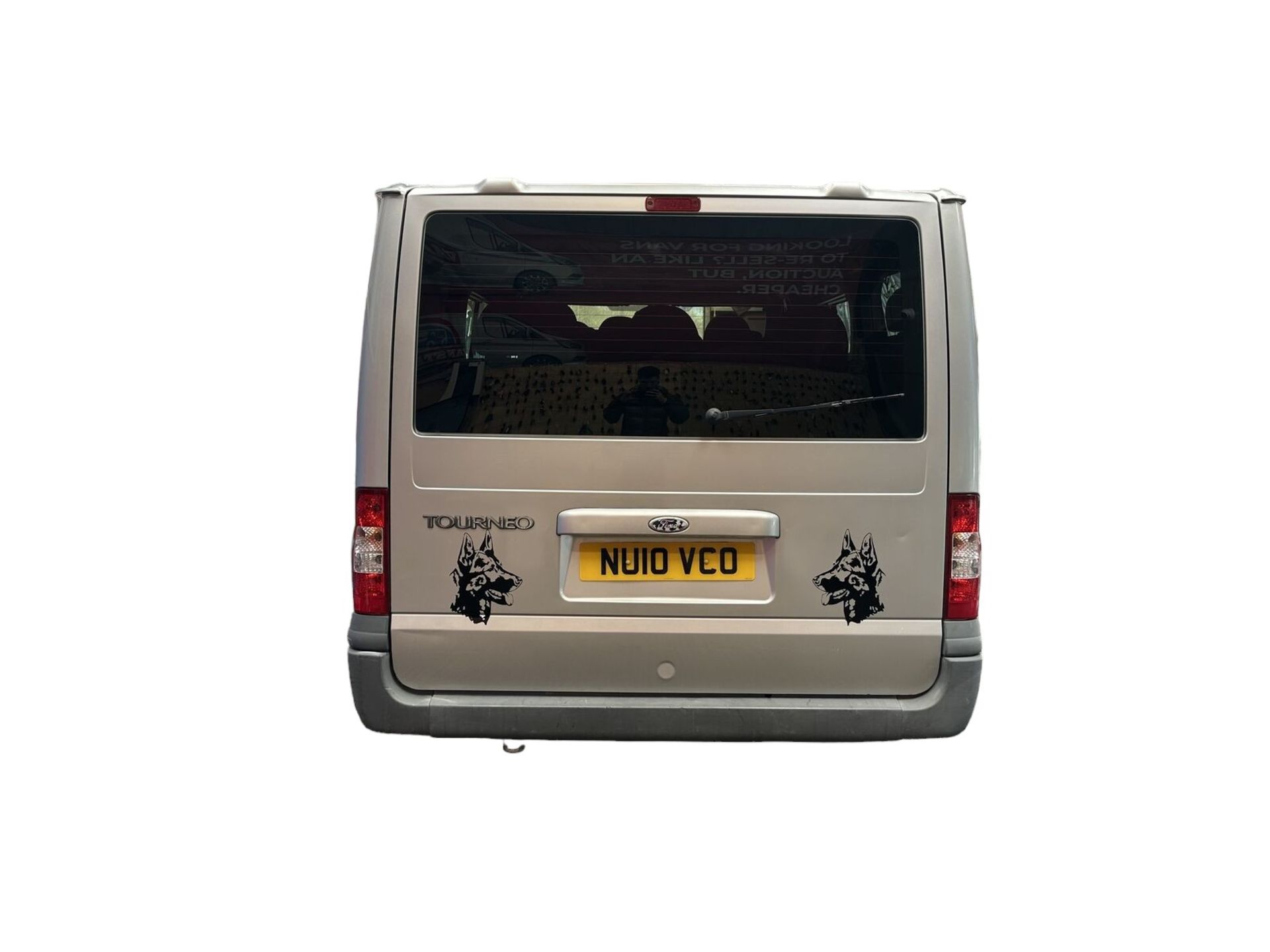 VERSATILE TRAVEL COMPANION: FORD TRANSIT TOURNEO 9 SEATER MINIBUS SILVER >>--NO VAT ON HAMMER--<< - Image 9 of 10