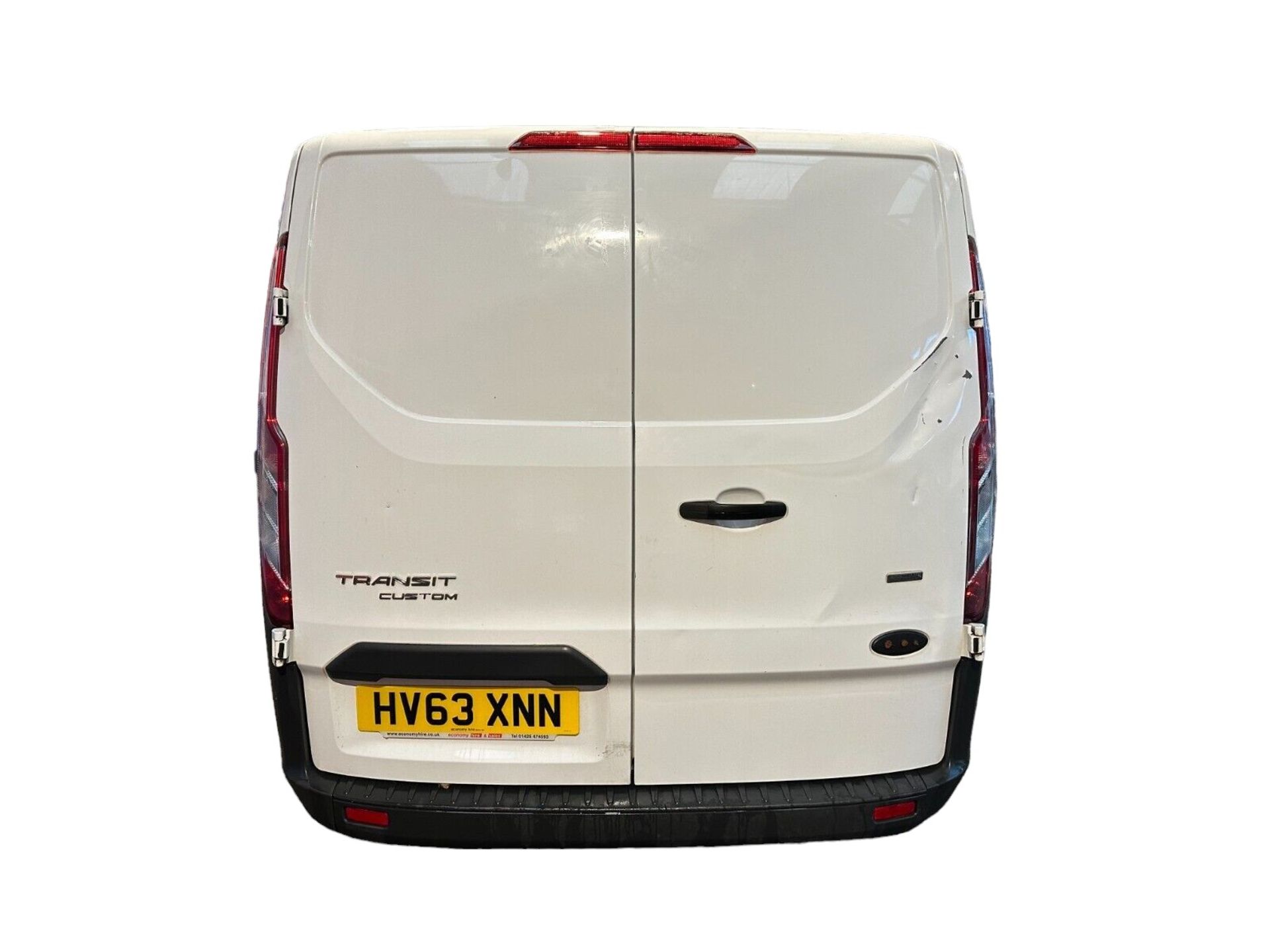 RELIABLE COMPANION: FORD TRANSIT CUSTOM 290, READY FOR DUTY - Image 7 of 14