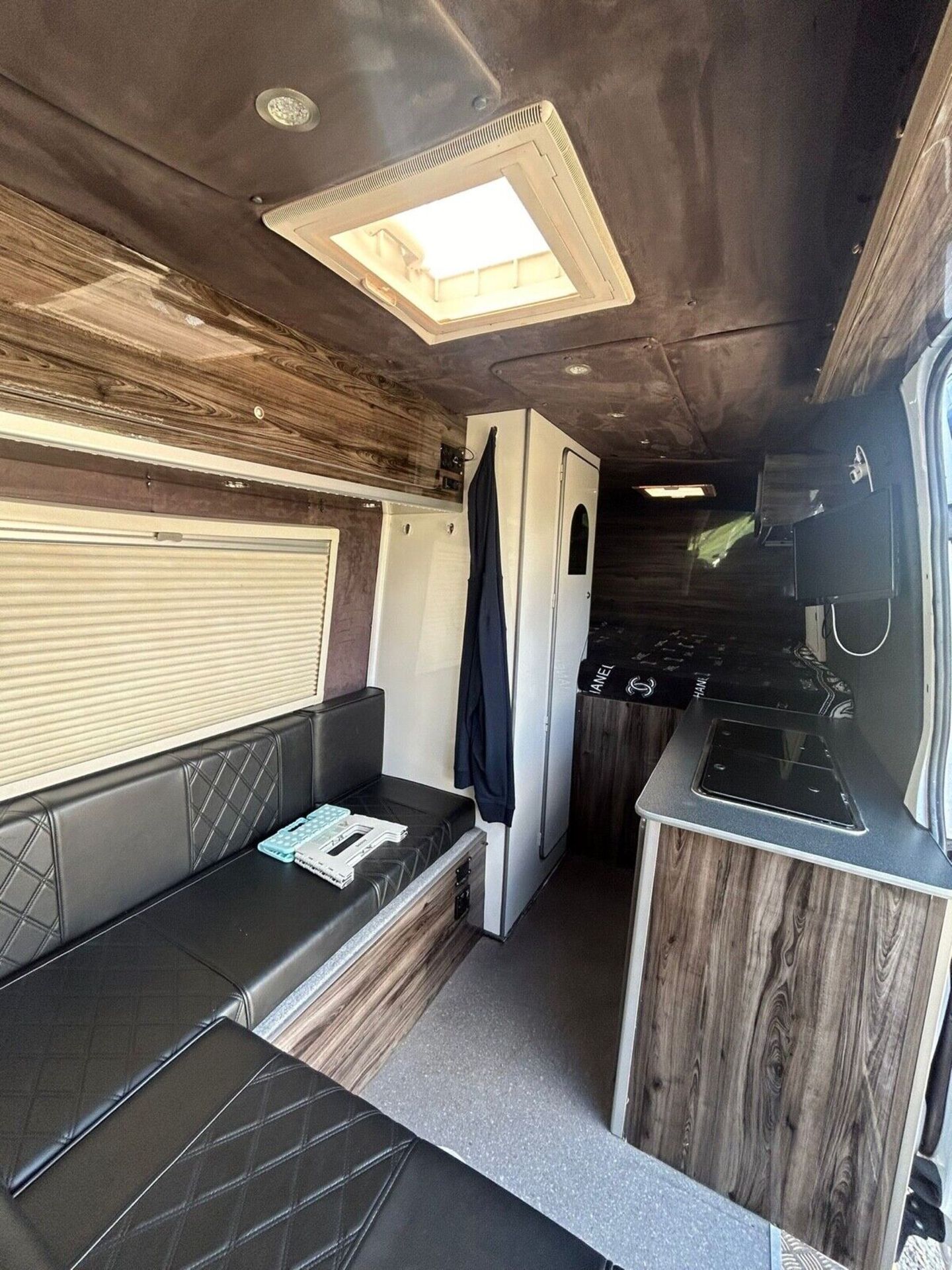 2012 (62) MERCEDES SPRINTER LWB HIGH ROOF CONVERTED CAMPERVAN - Image 18 of 21