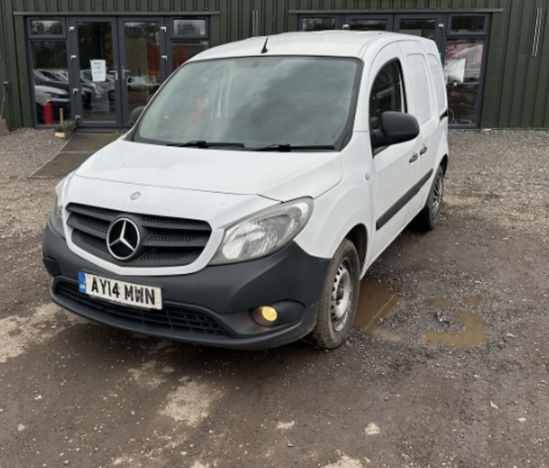 FIXER-UPPER OPPORTUNITY: 2014 MERCEDES CITAN LONG DIESEL VAN >>--NO VAT ON HAMMER--<<