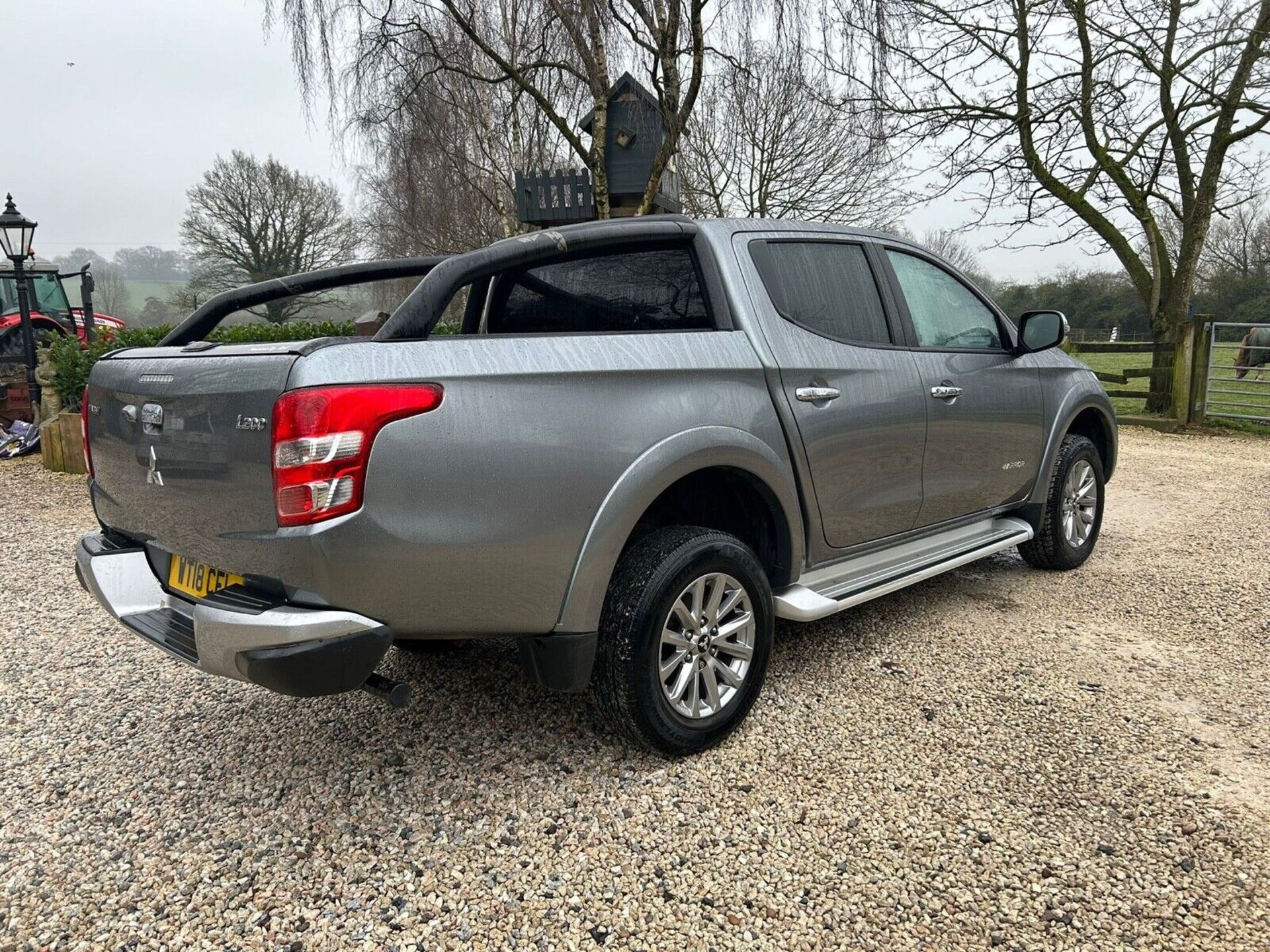 2018 MITSUBISHI L200 WARRIOR: IMMACULATE CONDITION, FAULTLESS DRIVE - Bild 7 aus 14