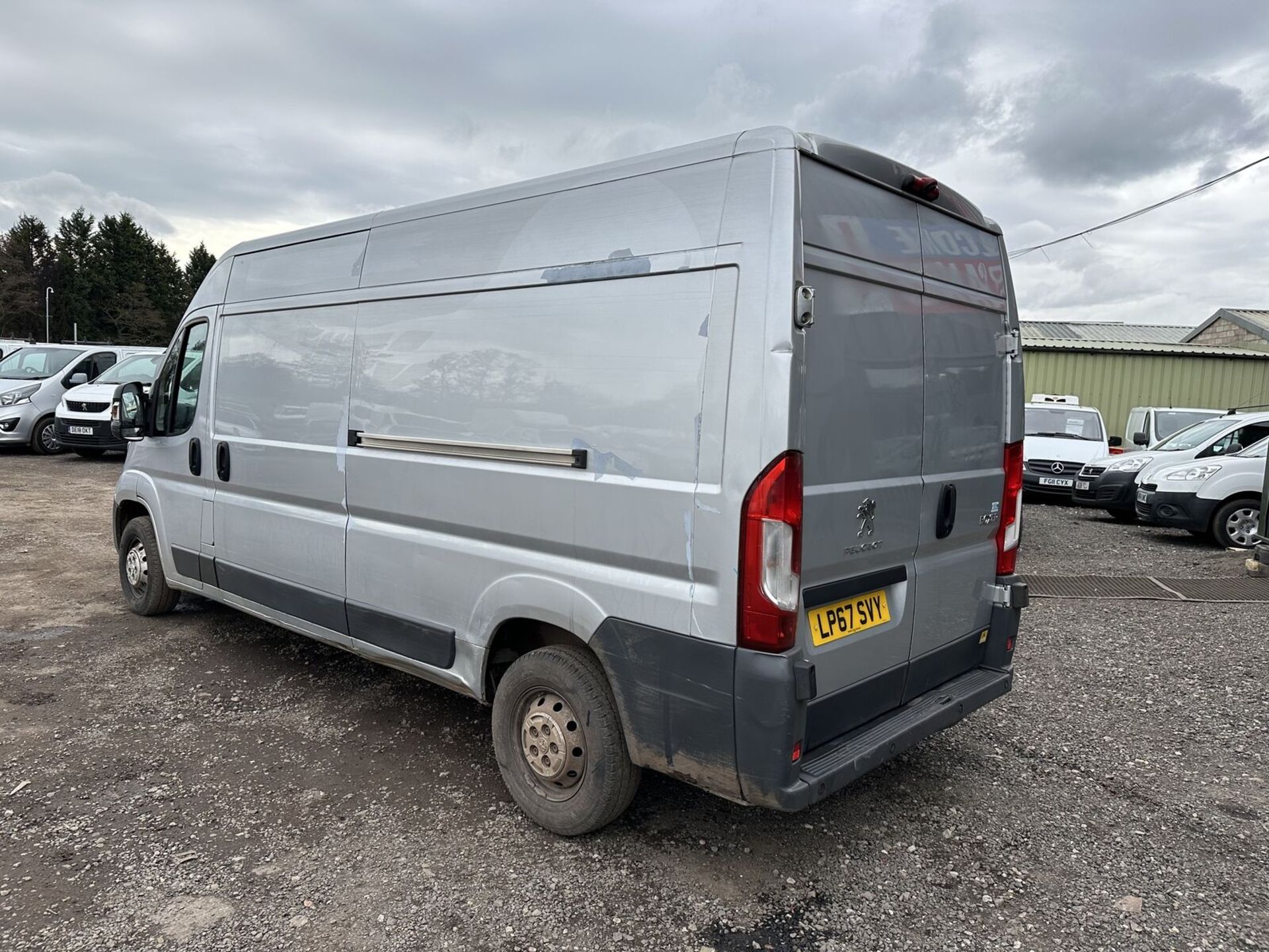 2018 PEUGEOT BOXER: RELIABLE WORKHORSE WITH REVERSE CAMERA - Image 3 of 20