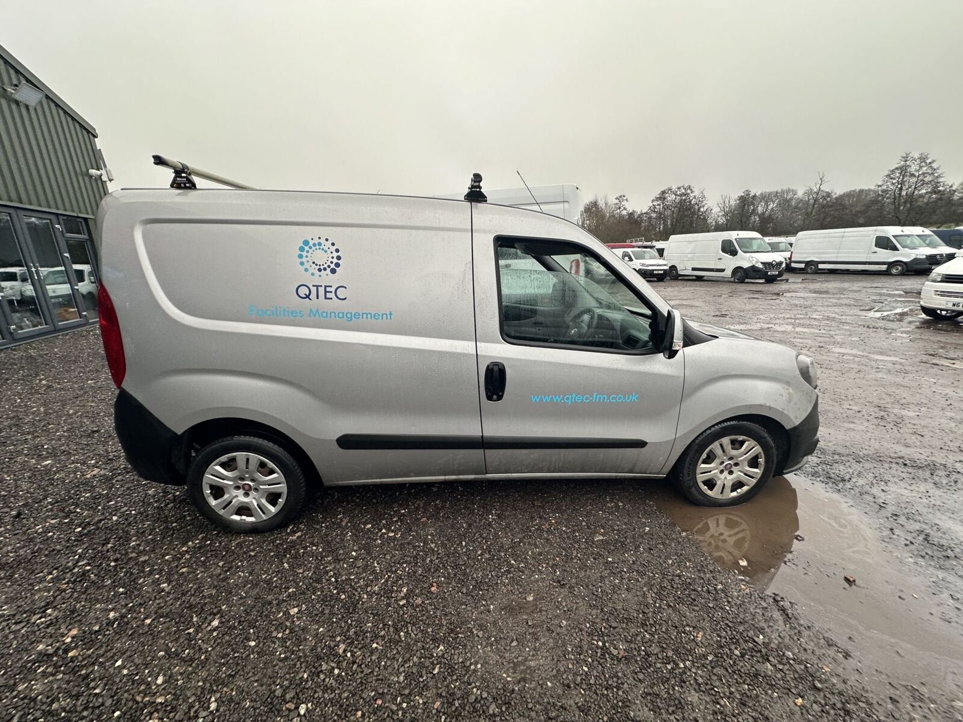 FIAT DOBLO CARGO L1 DIESEL VAN - EASY REPAIR, ULEZ COMPLIANT >>--NO VAT ON HAMMER--<< - Bild 2 aus 9