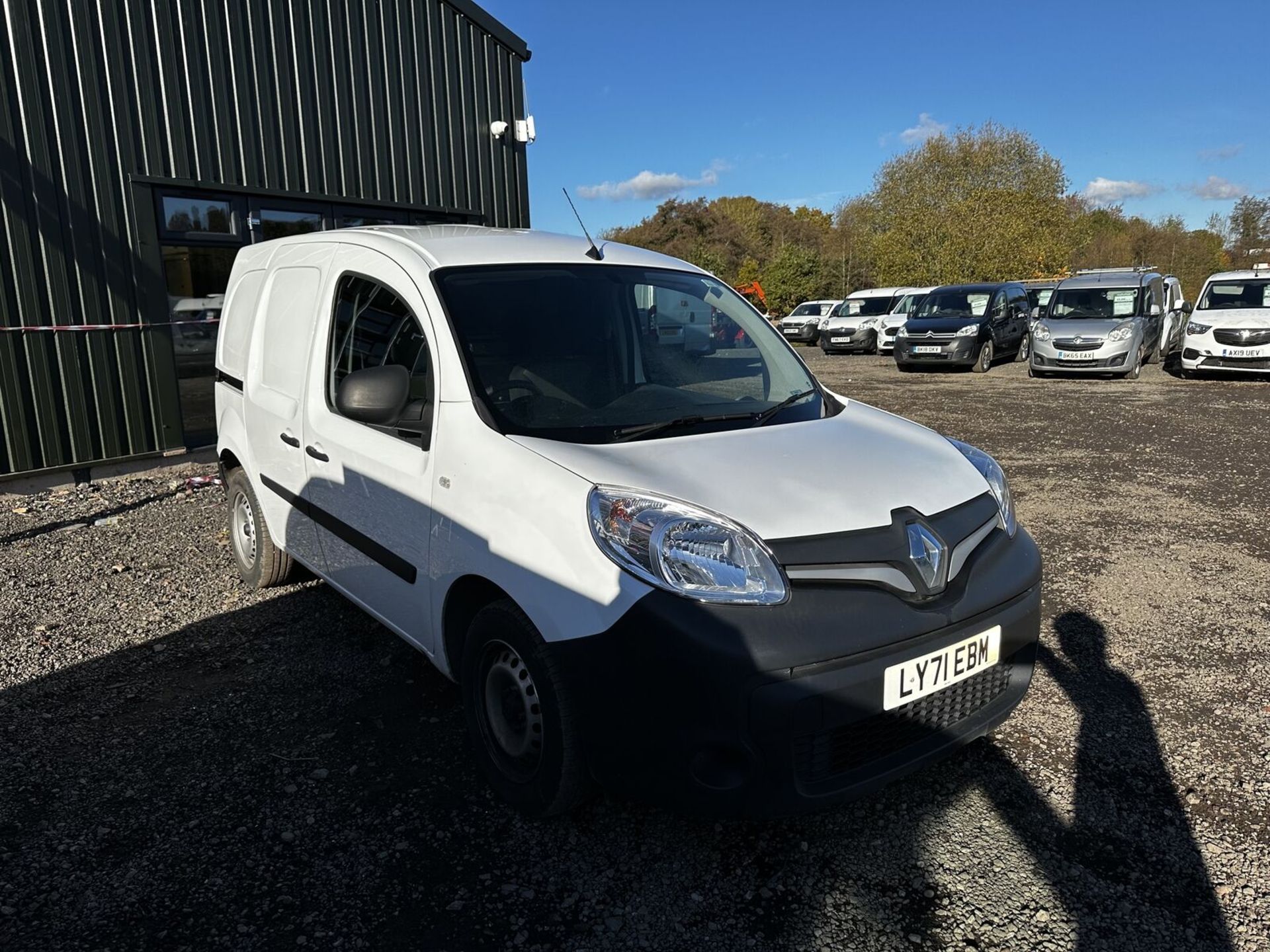 >>--NO VAT ON HAMMER--<< PREMIUM EFFICIENCY: 71 PLATE RENAULT KANGOO BUSINESS VAN - Image 21 of 22