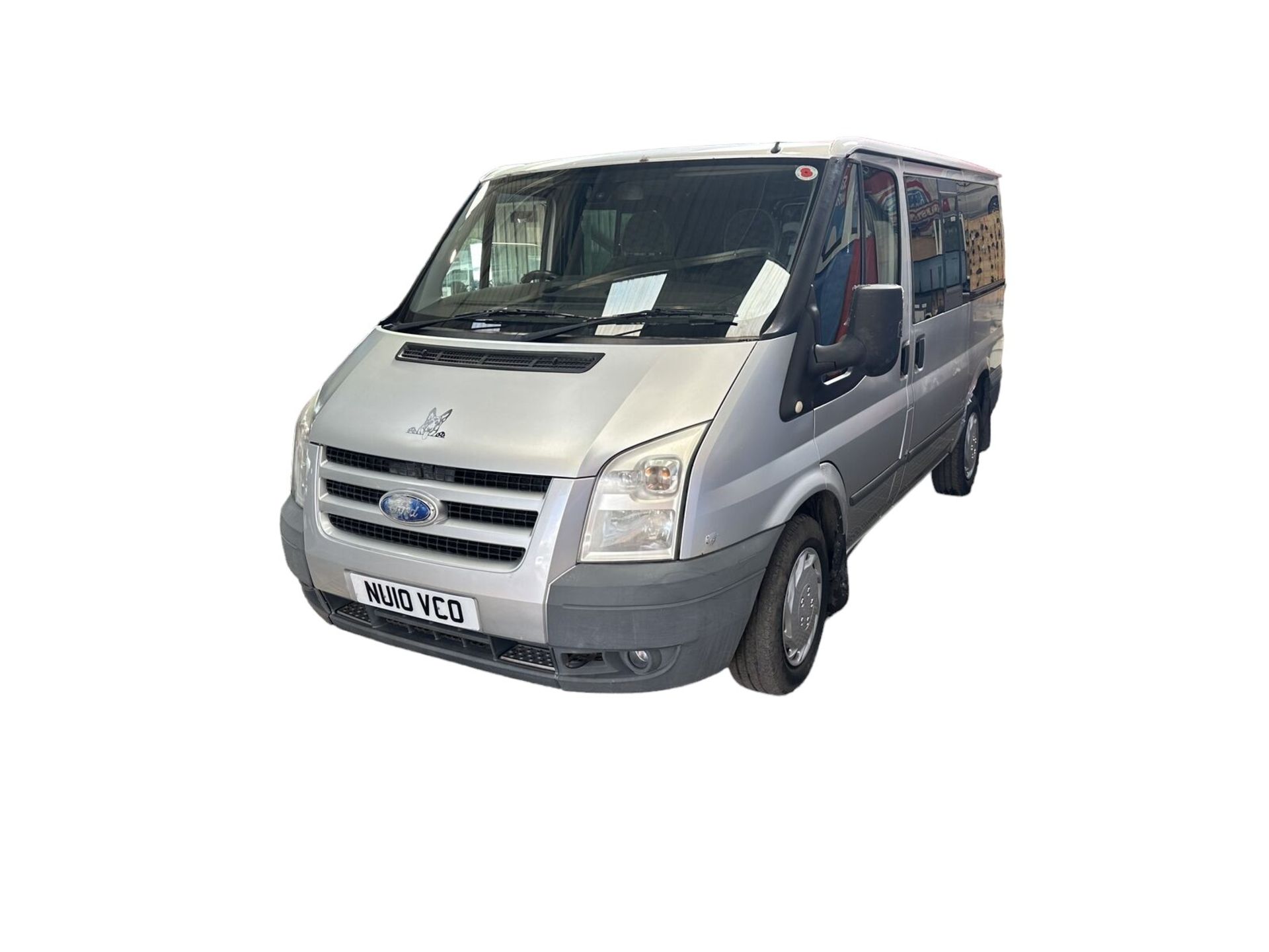 VERSATILE TRAVEL COMPANION: FORD TRANSIT TOURNEO 9 SEATER MINIBUS SILVER >>--NO VAT ON HAMMER--<< - Image 2 of 10