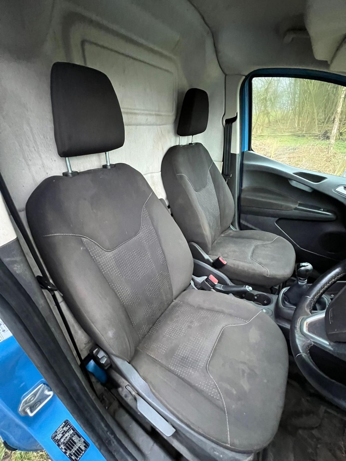 FORD TRANSIT COURIER TREND TDCI 2016 ONE COMPANY OWNER - Image 7 of 18