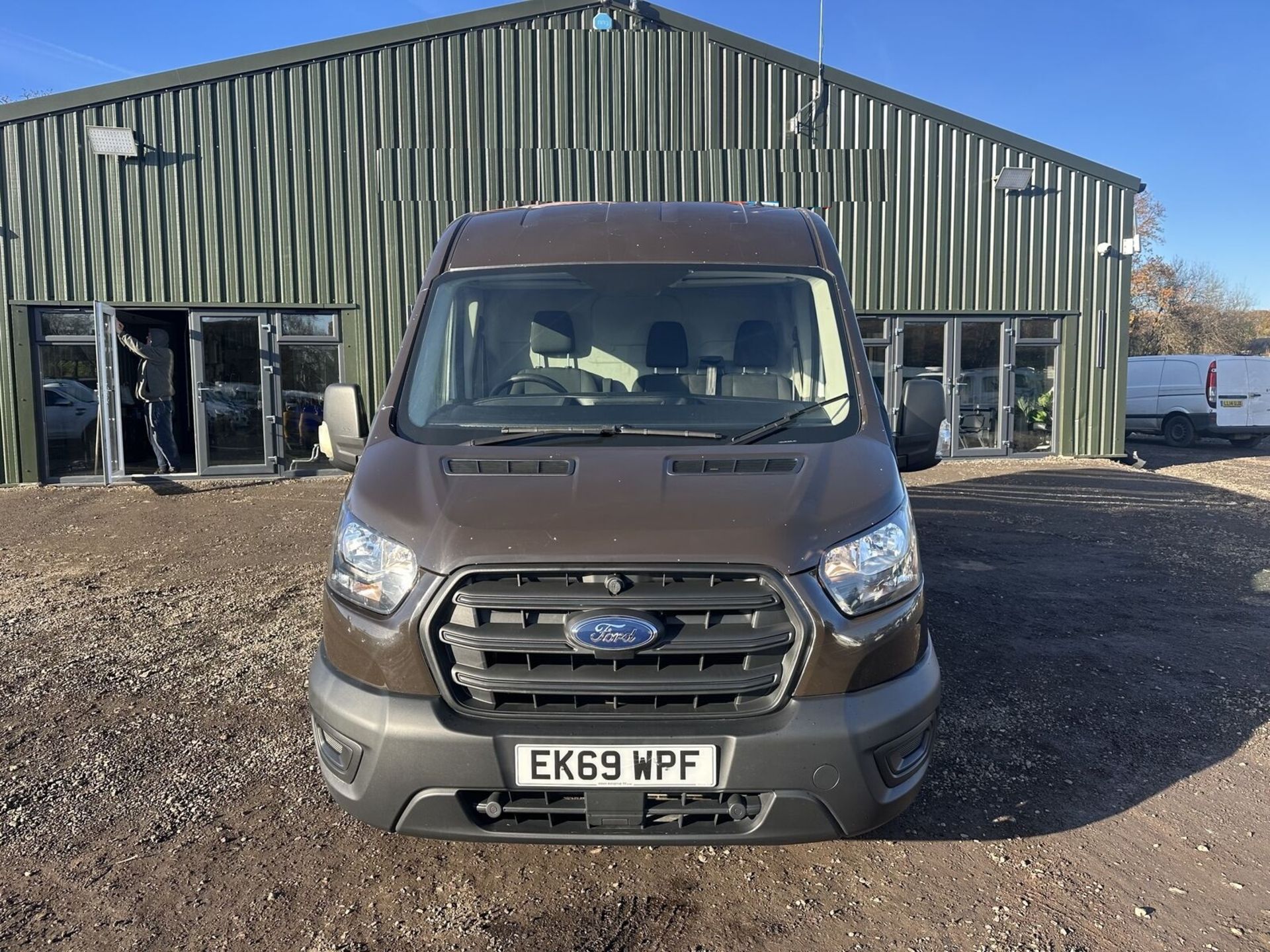 EFFICIENT WORKHORSE: 69 PLATE FORD TRANSIT 350 LEADER ECOBLUE >>--NO VAT ON HAMMER--<< - Image 2 of 19