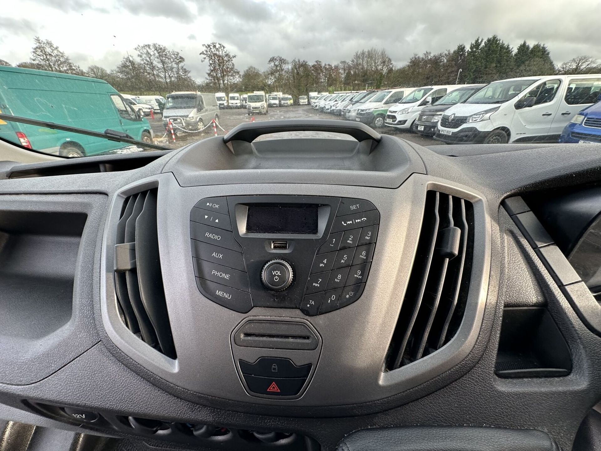 OPPORTUNITY AWAITS: 2019 FORD TRANSIT EURO 6 PANEL VAN - Image 6 of 15