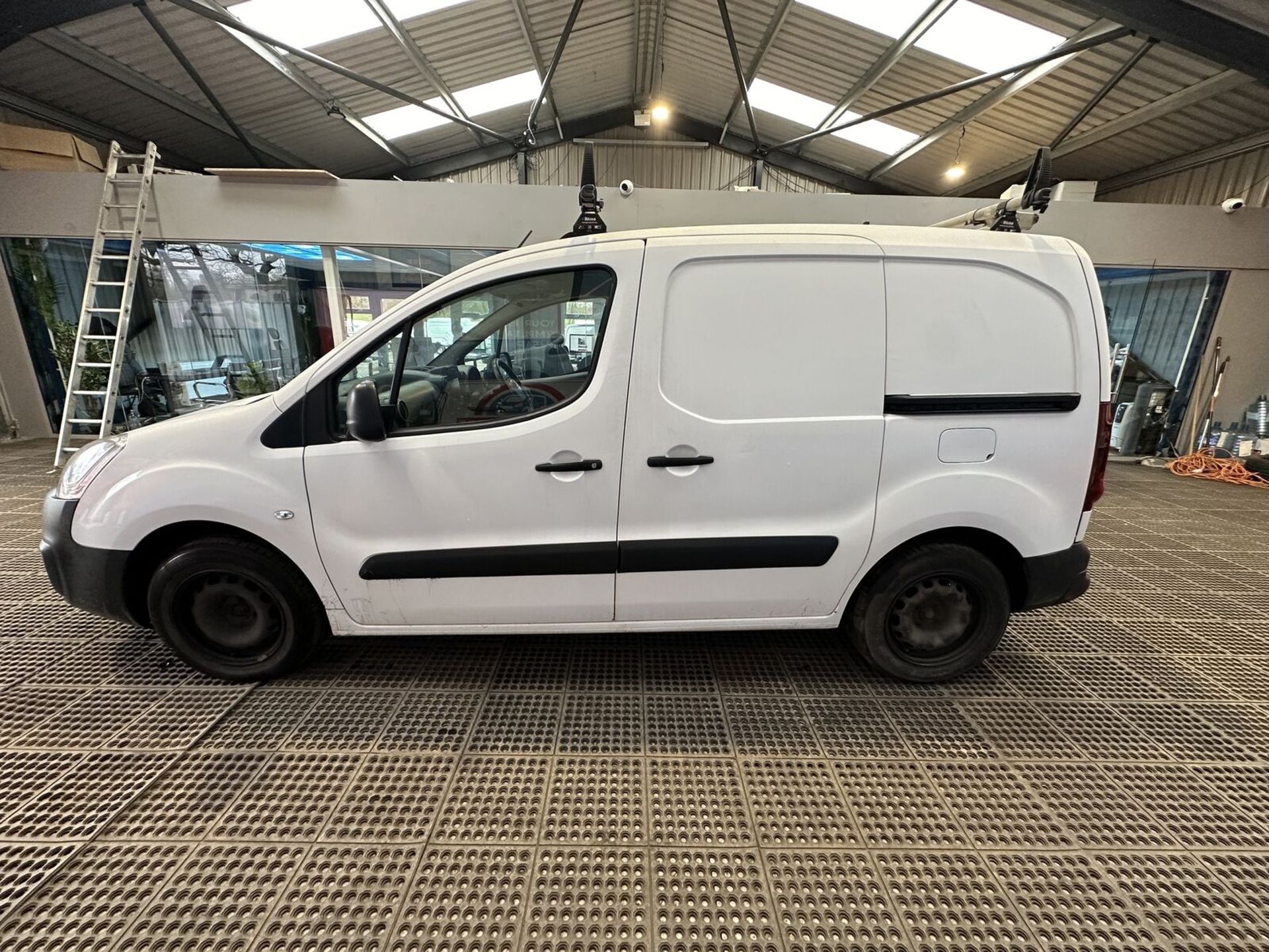 2016 CITROEN BERLINGO VAN: READY TO ROLL, PERFECT STARTER AND RUNNER - Image 9 of 15