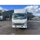 DEPENDABLE TWIN DECK TRANSPORTER: ISUZU N75.190 AUTO ULEZ-EU6 >>--NO VAT ON HAMMER--<<