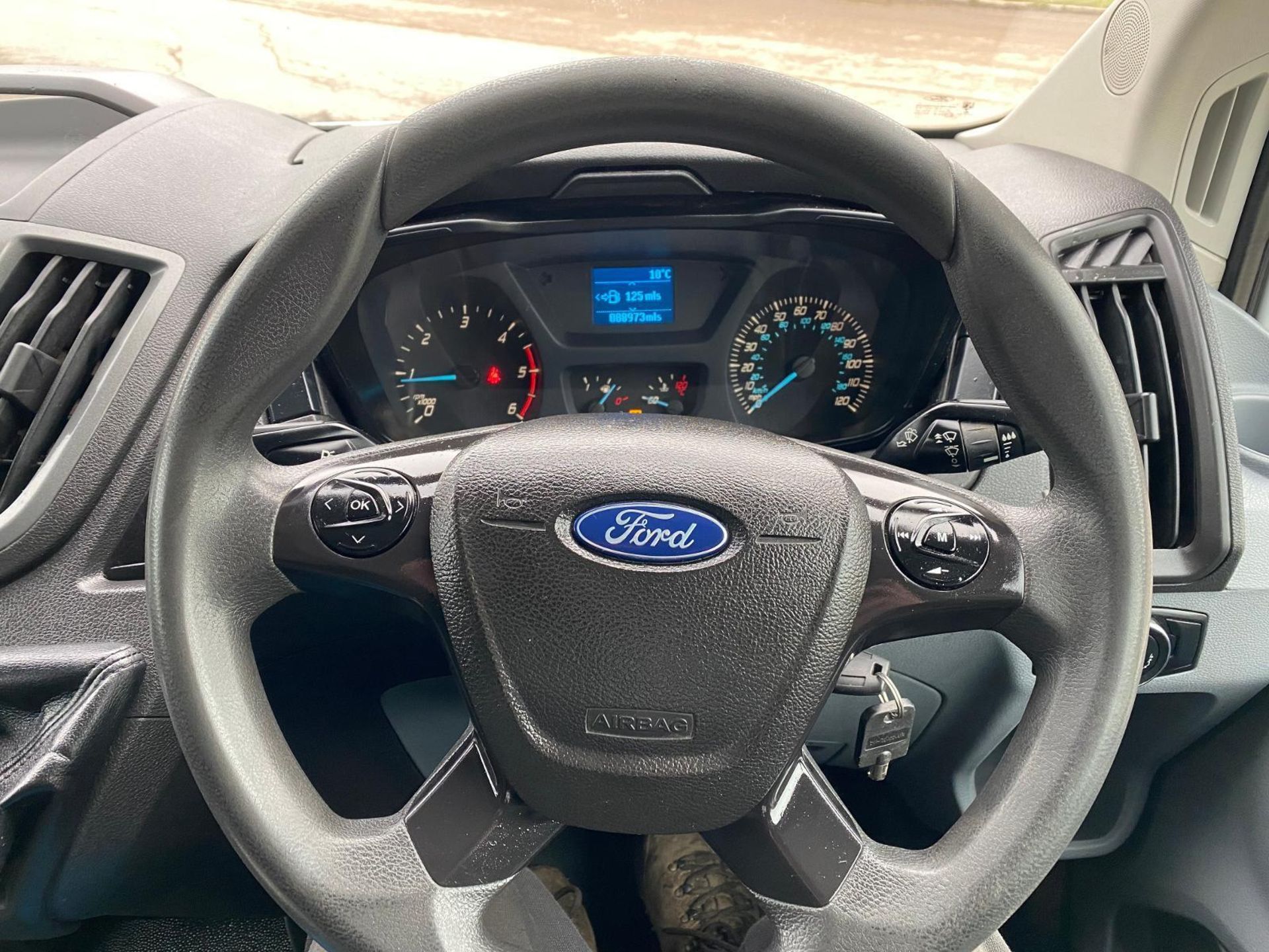 EFFORTLESS CARGO CONTROL: 2018 FORD TRANSIT XLWB L4H3 JUMBO, MANUAL, EURO 6 - Image 5 of 13