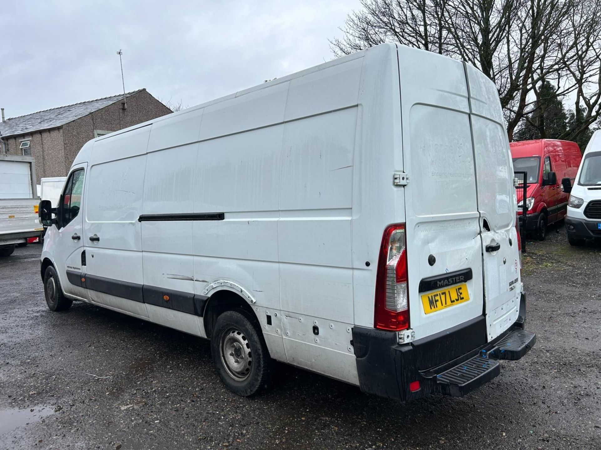 ECO-EFFICIENCY ON WHEELS: RENAULT MASTER LML35 ENERGY, 2017" - Image 2 of 14