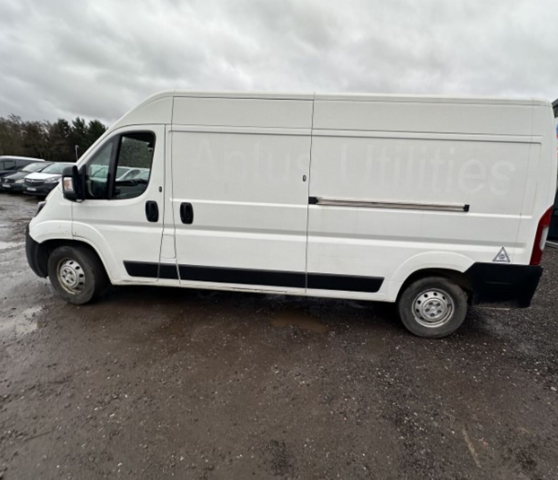 69 PLATE PEUGEOT BOXER: BLUE HDI POWER, READY FOR DUTY - Image 4 of 19