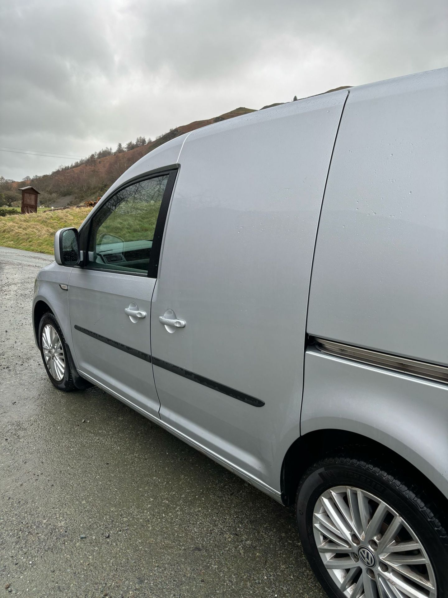 VW CADDY HIGHLINE C20 VAN - Image 6 of 15