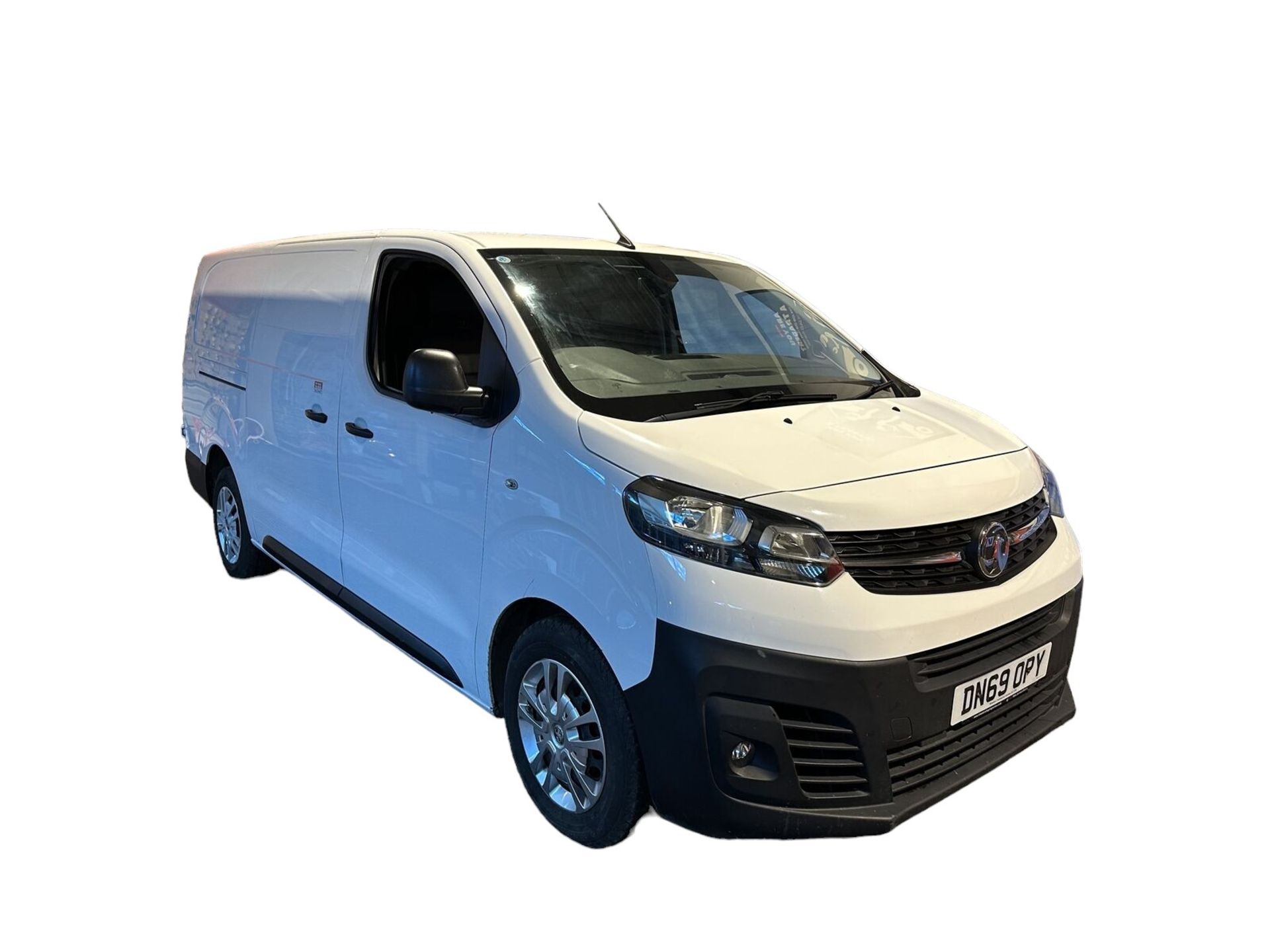 PRIME OPPORTUNITY: 69 PLATE VAUXHALL VIVARO DYNAMIC VAN >>--NO VAT ON HAMMER--<<