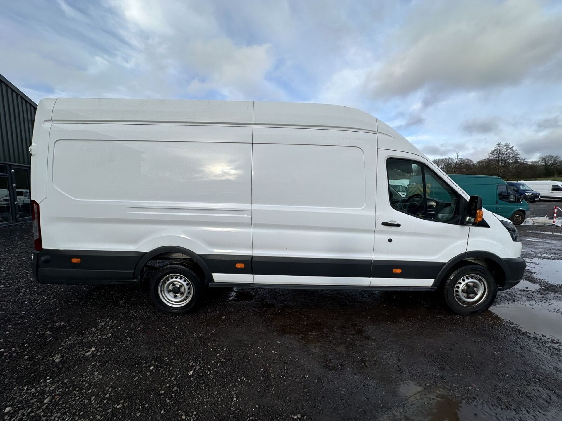 OPPORTUNITY AWAITS: 2019 FORD TRANSIT EURO 6 PANEL VAN - Image 14 of 15