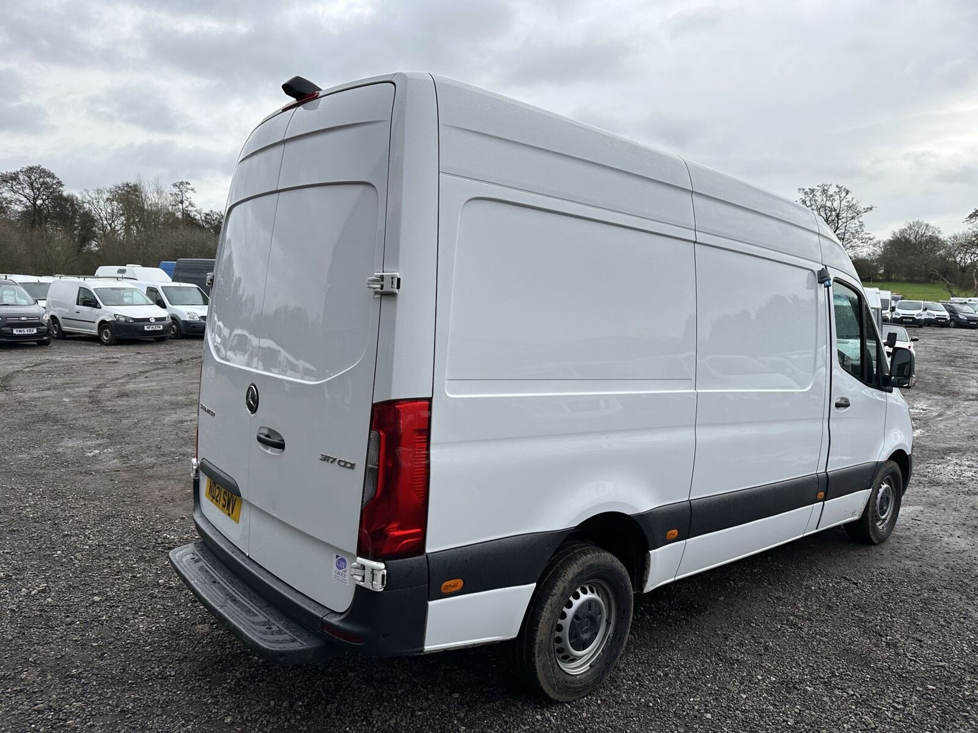 COOL CARGO CRUISER: 2021 SPRINTER 317CDI - FRIDGE VAN, EURO 6, FULL SERVICE - Image 10 of 12