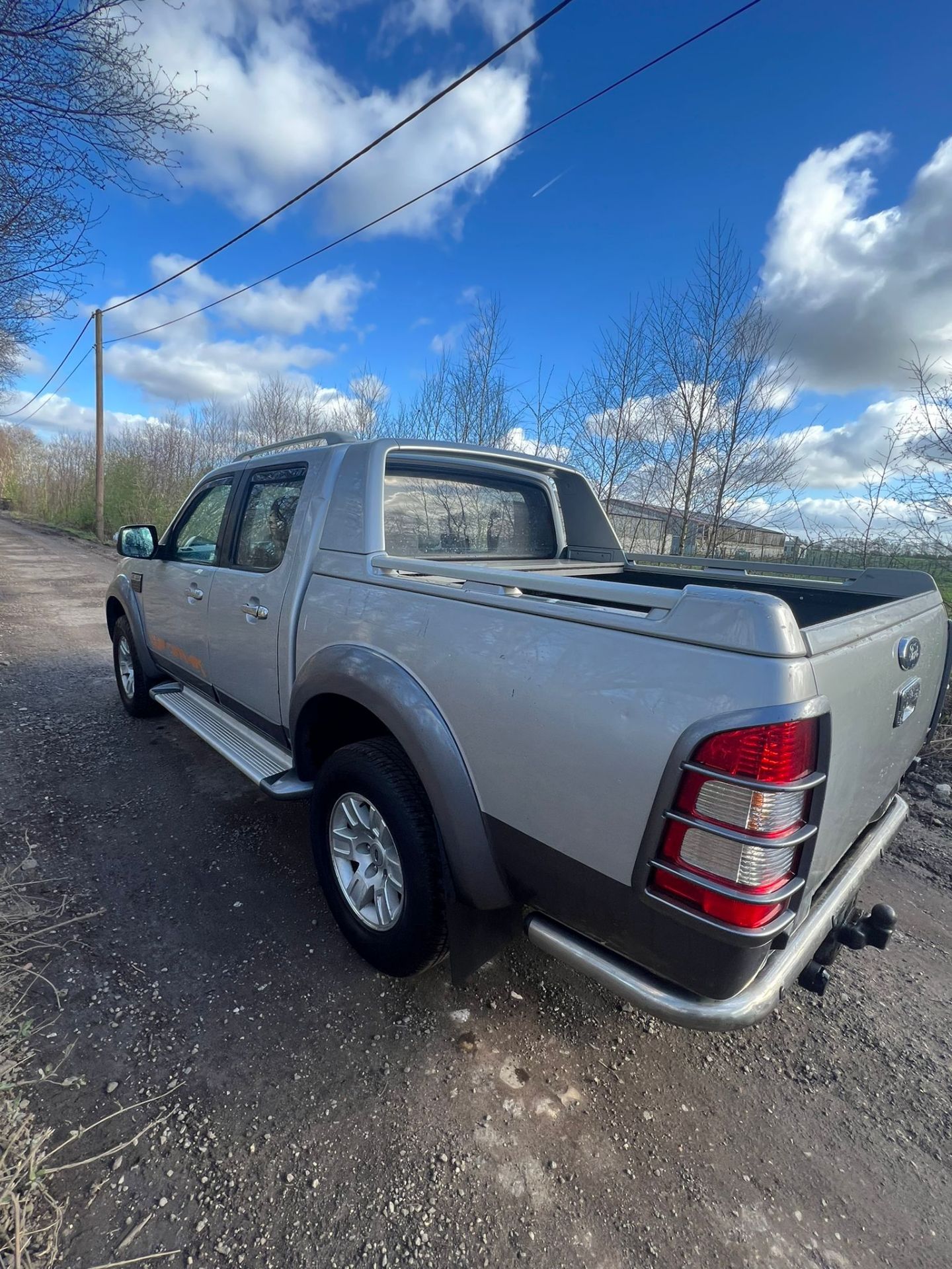 FORD RANGER WILDTRAK 3.0 MANUAL FULL V5 - Image 9 of 14