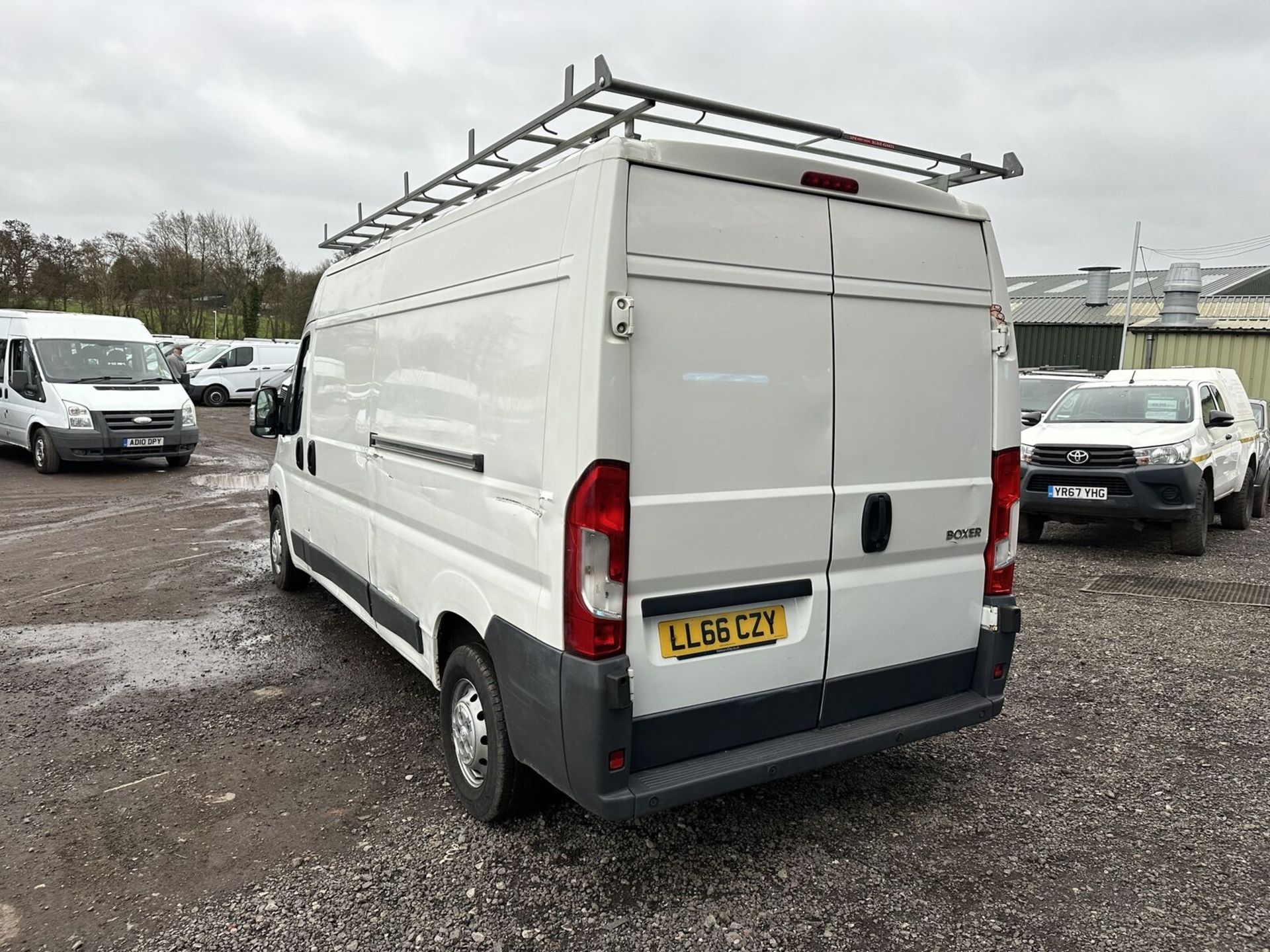 WHITE WONDER: PERFECT FOR CAMPER CONVERSION, ULEZ COMPLIANT - Image 4 of 15